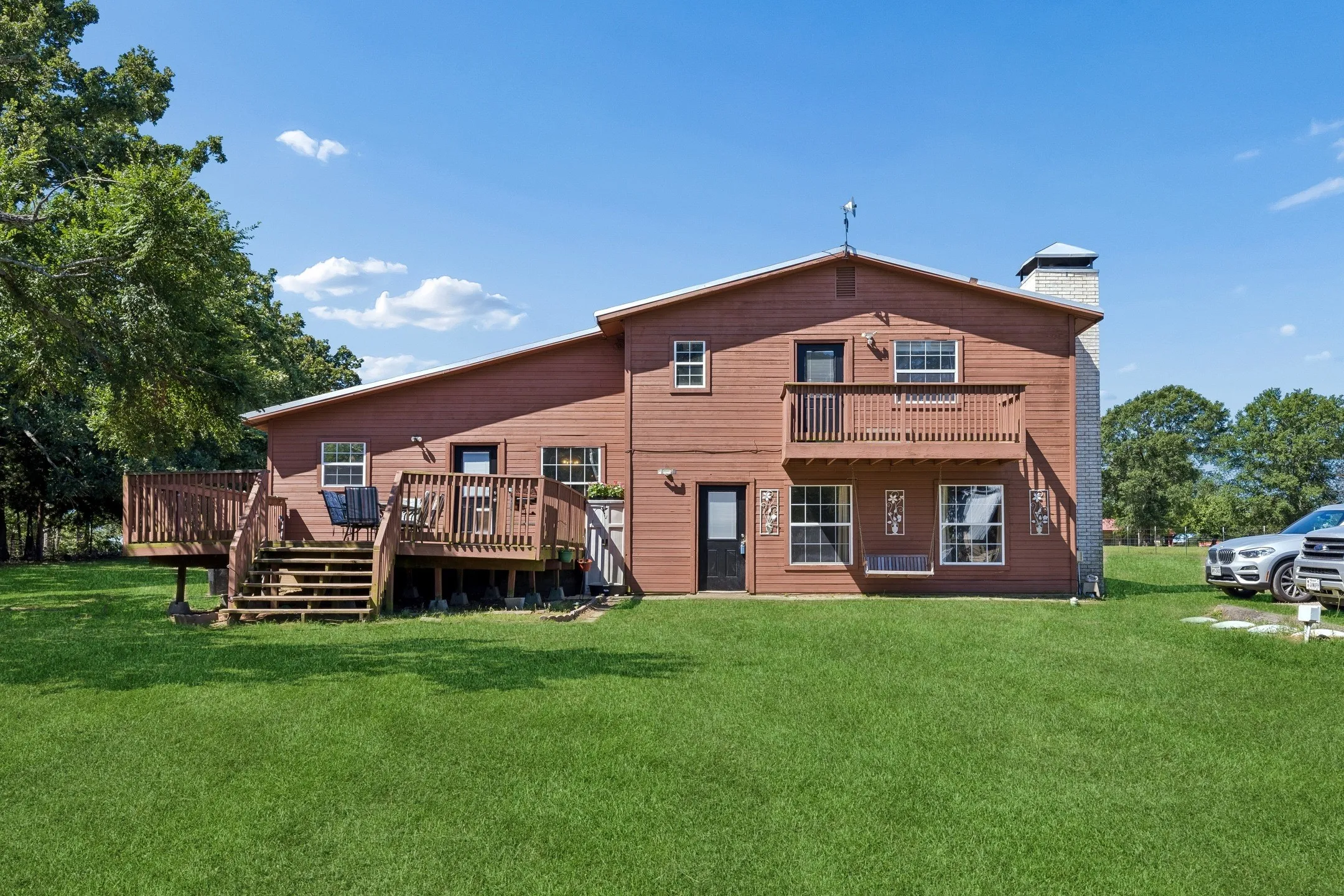 Farm For Sale in Van Zandt County , 2986 Vz County Road 3208, Wills Point, Texas 75169, 4 Bedroom, 2 Bathroom, Garage spaces, 3,329 Sqft, built in 1970, mls#21314009, Real Estate Agent in Wills Point, Homes For Sale in Van Zandt county, Homes For Sale in Wills Point, Realtor in Wills Point Texas, Real Estate Brokerage Independent Realty Texas, Luminita Cordes Realtor