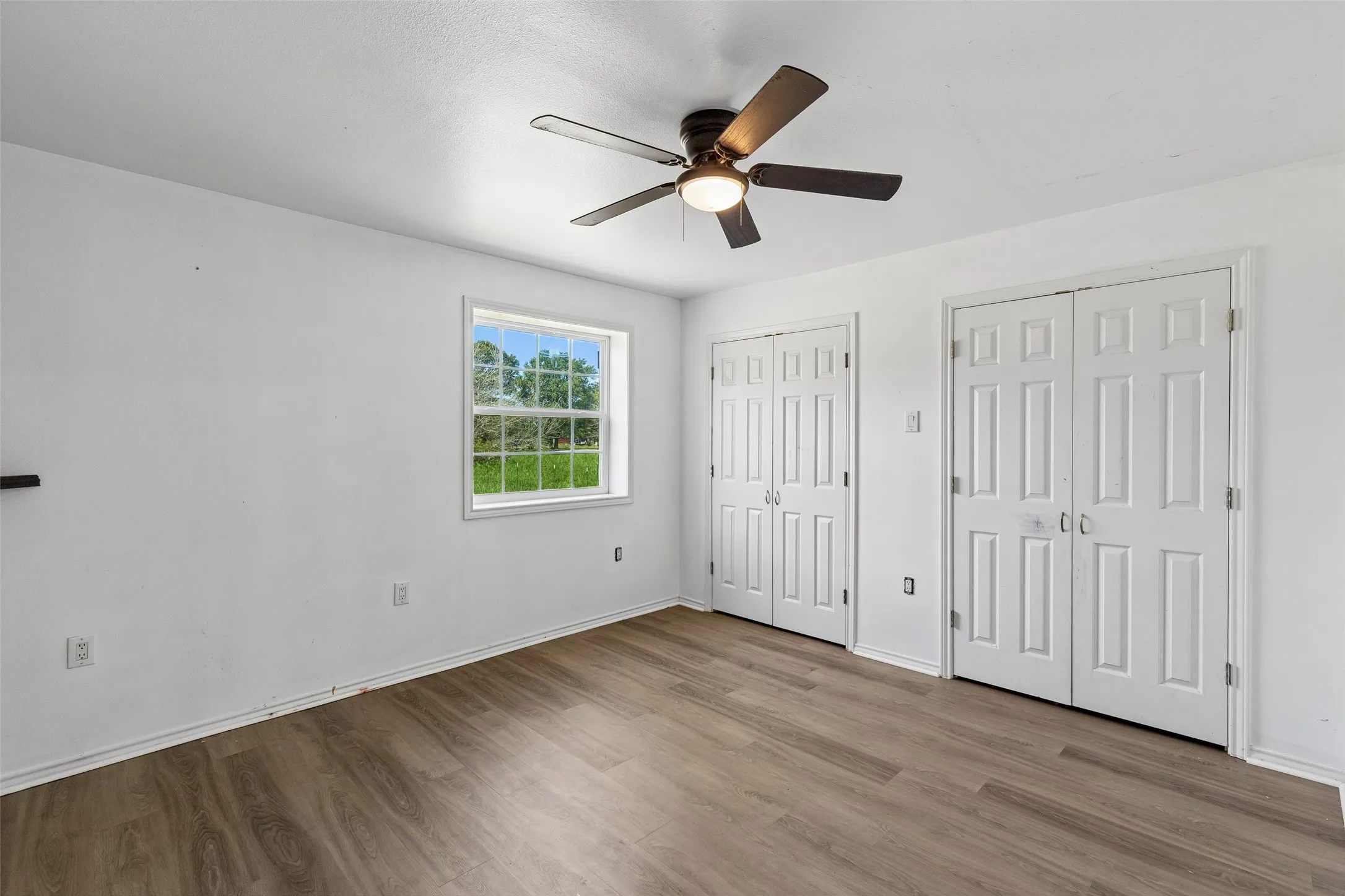 Farm For Sale in Van Zandt County , 2986 Vz County Road 3208, Wills Point, Texas 75169, 4 Bedroom, 2 Bathroom, Garage spaces, 3,329 Sqft, built in 1970, mls#21314009, Real Estate Agent in Wills Point, Homes For Sale in Van Zandt county, Homes For Sale in Wills Point, Realtor in Wills Point Texas, Real Estate Brokerage Independent Realty Texas, Luminita Cordes Realtor