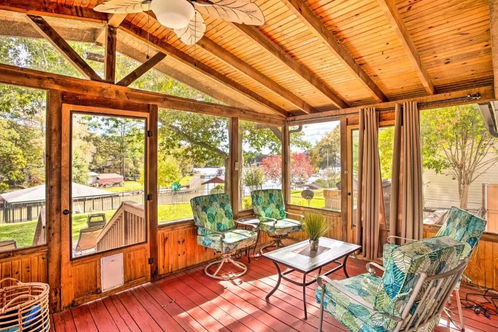 Single Family Residence For Sale in Henderson County , 108 Camino Robles Street, Gun Barrel City, Texas 75156, 4 Bedrooms, 2 Bathrooms, Garage spaces, 1,524 Sqft, built in 1972, Price $475,000, mls#21315748, Real Estate Agent in Gun Barrel City, Homes For Sale in Henderson county, Homes For Sale in Gun Barrel City, Realtor in Gun Barrel City Texas, Real Estate Brokerage Independent Realty Texas, Luminita Cordes Realtor