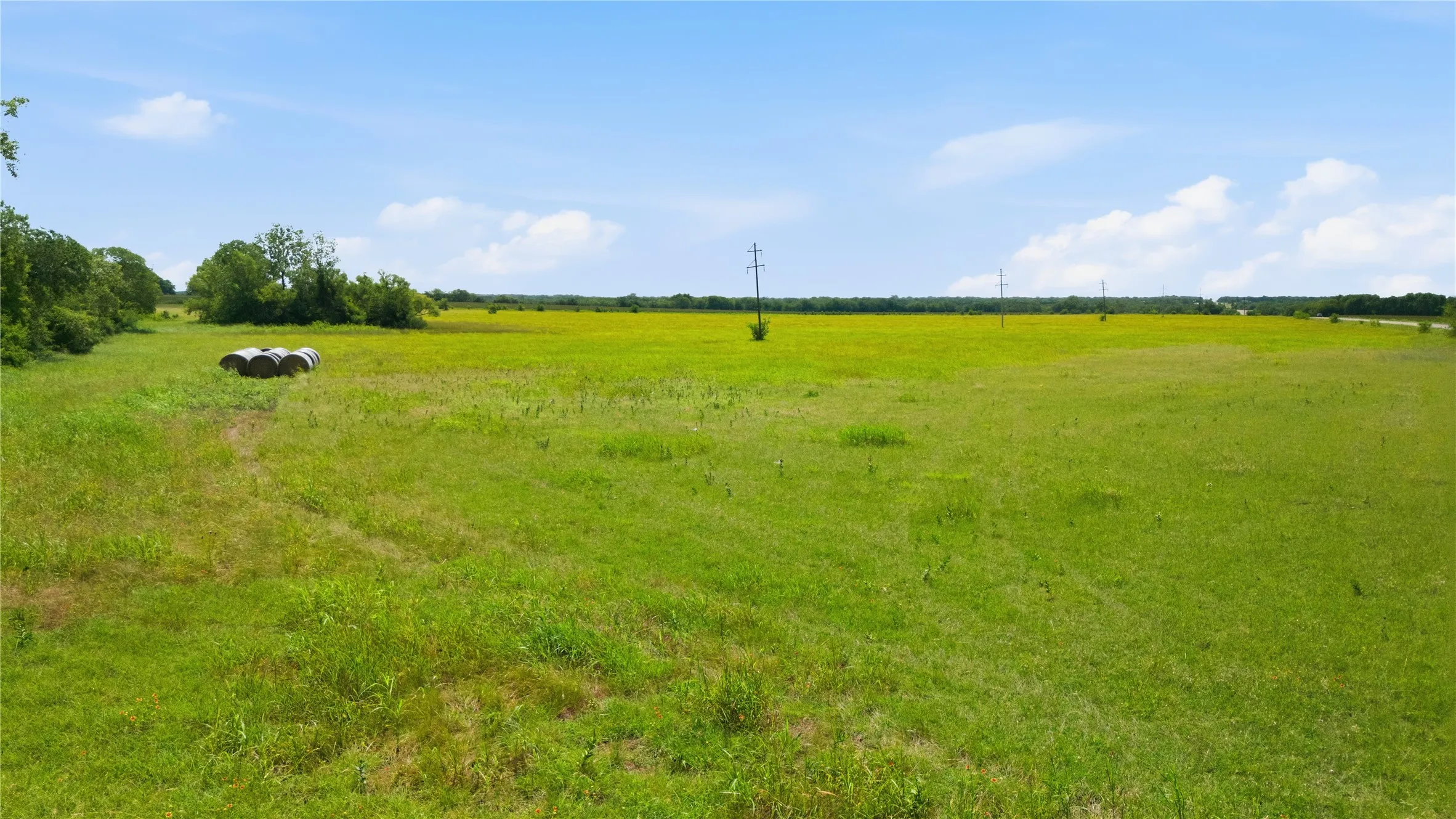 Unimproved Land For Sale in Fannin County , Lot 3 Hwy 69, Whitewright, Texas 75491, 0, 0, Garage spaces, 0 Sqft, built in 0, mls#21318175, Real Estate Agent in Whitewright, Homes For Sale in Fannin county, Homes For Sale in Whitewright, Realtor in Whitewright Texas, Real Estate Brokerage Independent Realty Texas, Luminita Cordes Realtor