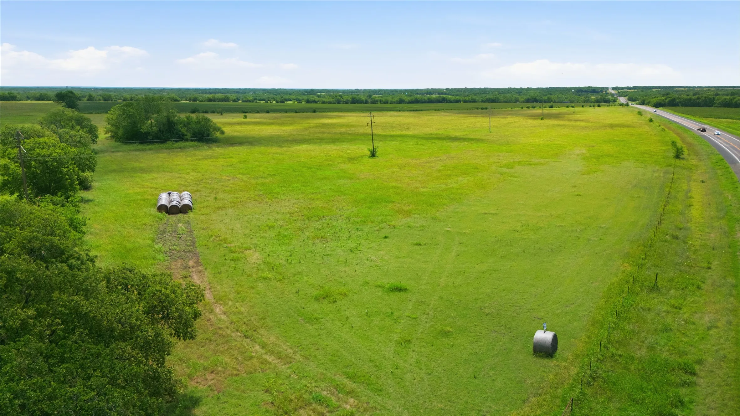 Unimproved Land For Sale in Fannin County , Lot 3 Hwy 69, Whitewright, Texas 75491, 0, 0, Garage spaces, 0 Sqft, built in 0, mls#21318175, Real Estate Agent in Whitewright, Homes For Sale in Fannin county, Homes For Sale in Whitewright, Realtor in Whitewright Texas, Real Estate Brokerage Independent Realty Texas, Luminita Cordes Realtor