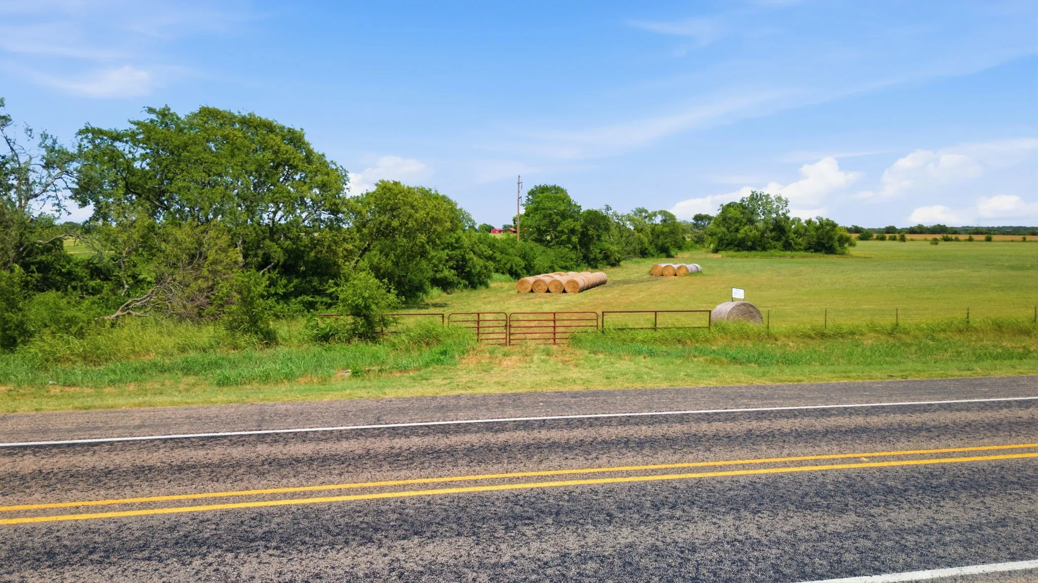 Unimproved Land For Sale in Fannin County , Lot 3 Hwy 69, Whitewright, Texas 75491, 0, 0, Garage spaces, 0 Sqft, built in 0, mls#21318175, Real Estate Agent in Whitewright, Homes For Sale in Fannin county, Homes For Sale in Whitewright, Realtor in Whitewright Texas, Real Estate Brokerage Independent Realty Texas, Luminita Cordes Realtor