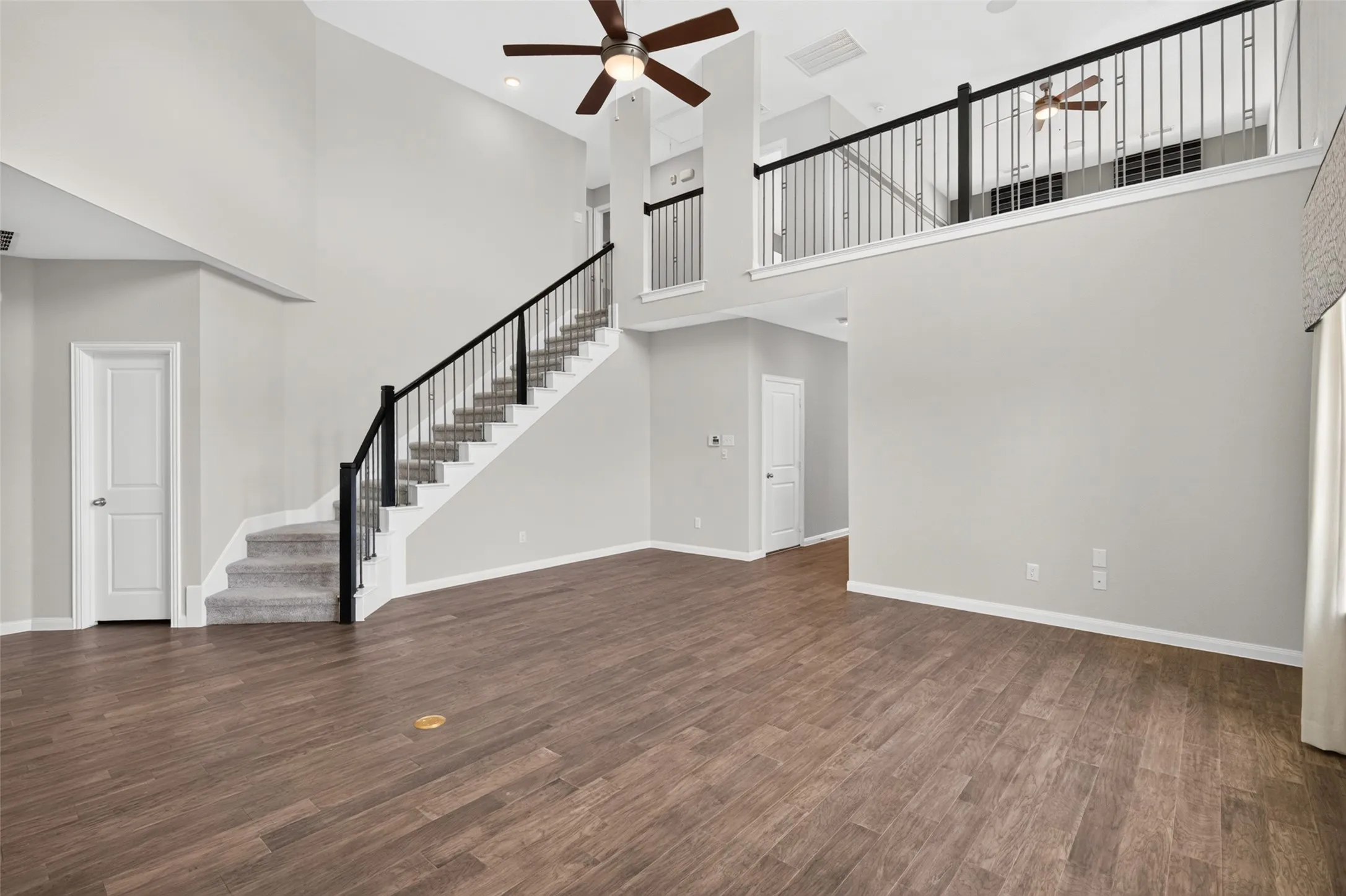 Single Family Residence For Sale in Kaufman County , 2020 Bronte Drive, Forney, Texas 75126, 4 Bedroom, 3 Bathroom, 2 Garage spaces, 2,440 Sqft, built in 2019, mls#21317824, Real Estate Agent in Forney, Homes For Sale in Kaufman county, Homes For Sale in Forney, Realtor in Forney Texas, Real Estate Brokerage Independent Realty Texas, Luminita Cordes Realtor