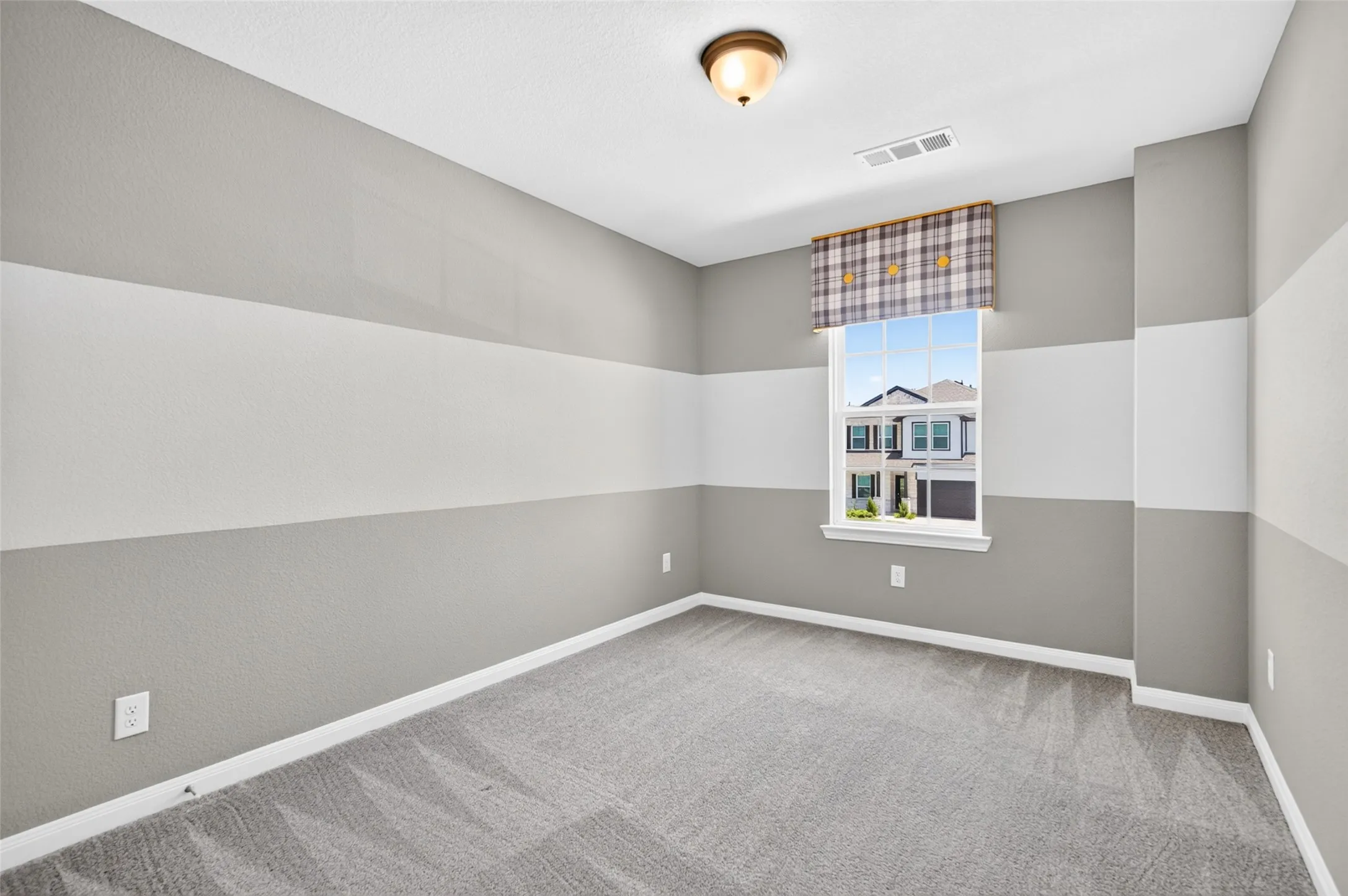 Single Family Residence For Sale in Kaufman County , 2020 Bronte Drive, Forney, Texas 75126, 4 Bedroom, 3 Bathroom, 2 Garage spaces, 2,440 Sqft, built in 2019, mls#21317824, Real Estate Agent in Forney, Homes For Sale in Kaufman county, Homes For Sale in Forney, Realtor in Forney Texas, Real Estate Brokerage Independent Realty Texas, Luminita Cordes Realtor