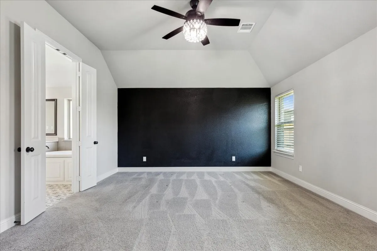 Single Family Residence For Sale in Ellis County , 541 Harvest Grove Drive, Waxahachie, Texas 75165, 3 Bedroom, 2 Bathroom, 2 Garage spaces, 2,295 Sqft, built in 2020, mls#21300893, Real Estate Agent in Waxahachie, Homes For Sale in Ellis county, Homes For Sale in Waxahachie, Realtor in Waxahachie Texas, Real Estate Brokerage Independent Realty Texas, Luminita Cordes Realtor