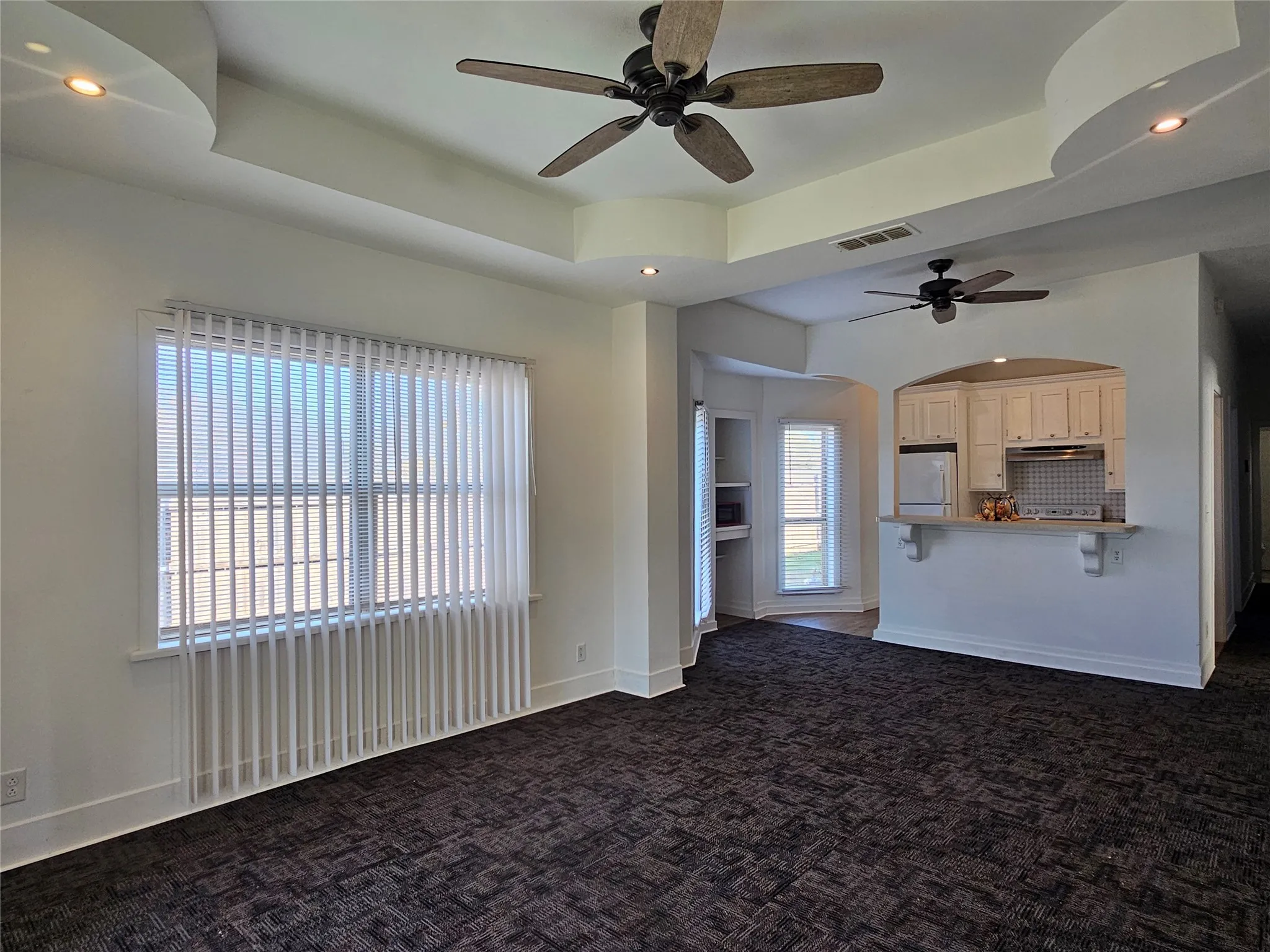 Single Family Residence For Sale in Clay County , 101 S Walnut Avenue, Petrolia, Texas 76377, 3 Bedroom, 2 Bathroom, Garage spaces, 1,264 Sqft, built in 1920, mls#21320090, Real Estate Agent in Petrolia, Homes For Sale in Clay county, Homes For Sale in Petrolia, Realtor in Petrolia Texas, Real Estate Brokerage Independent Realty Texas, Luminita Cordes Realtor