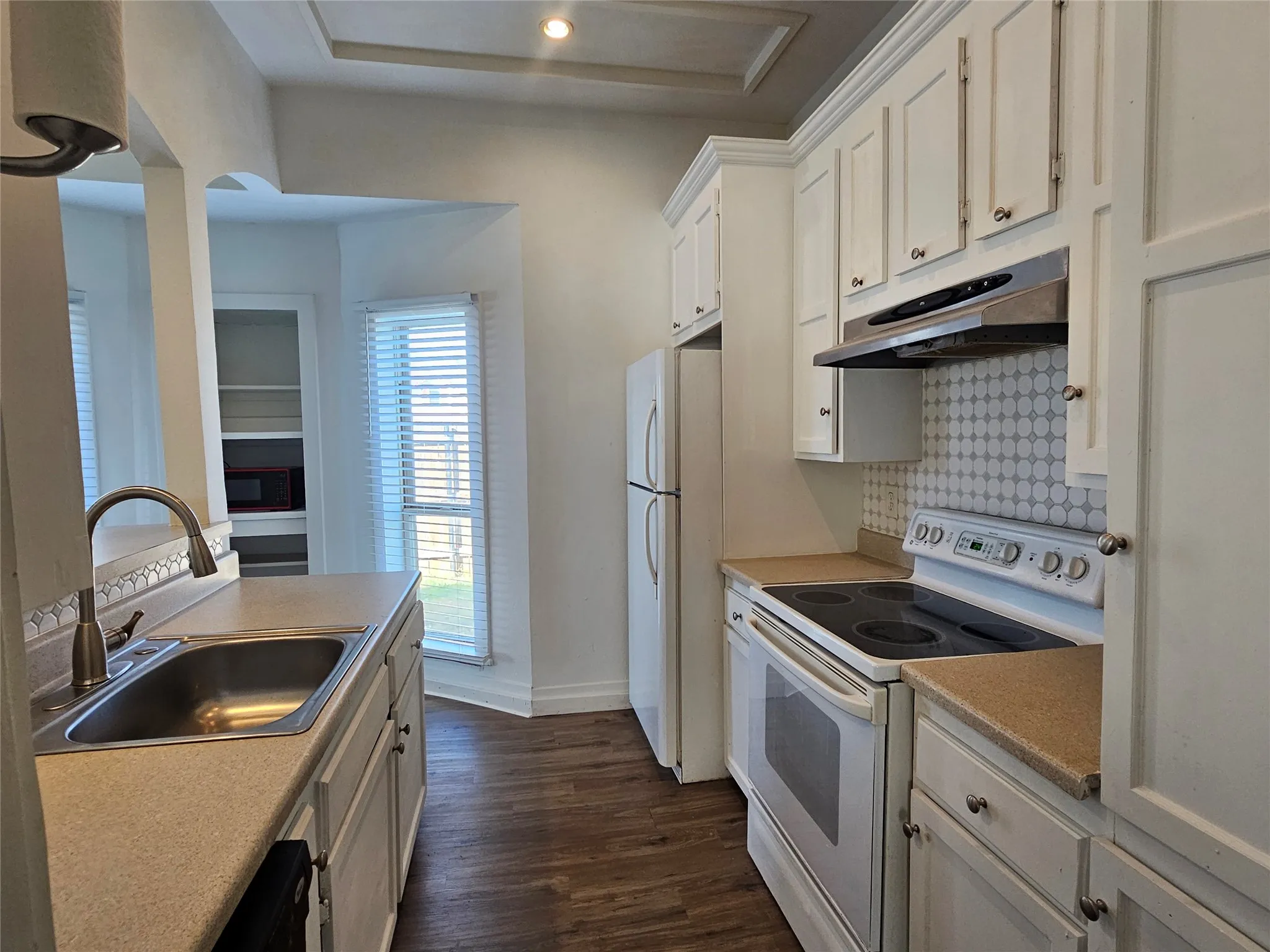 Single Family Residence For Sale in Clay County , 101 S Walnut Avenue, Petrolia, Texas 76377, 3 Bedroom, 2 Bathroom, Garage spaces, 1,264 Sqft, built in 1920, mls#21320090, Real Estate Agent in Petrolia, Homes For Sale in Clay county, Homes For Sale in Petrolia, Realtor in Petrolia Texas, Real Estate Brokerage Independent Realty Texas, Luminita Cordes Realtor