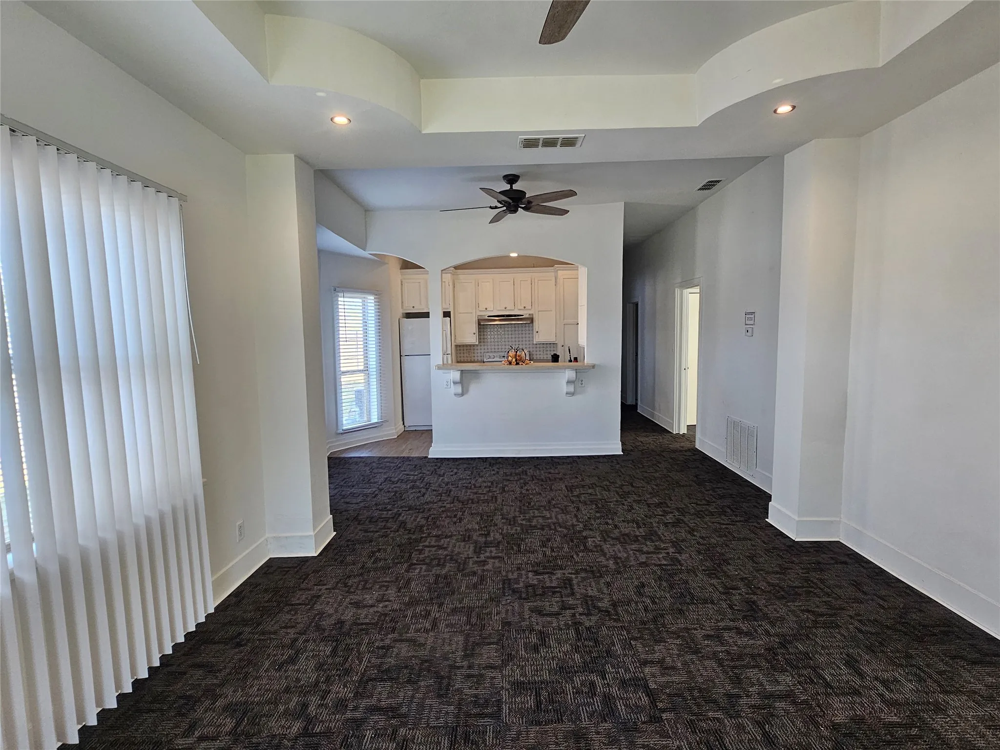 Single Family Residence For Sale in Clay County , 101 S Walnut Avenue, Petrolia, Texas 76377, 3 Bedroom, 2 Bathroom, Garage spaces, 1,264 Sqft, built in 1920, mls#21320090, Real Estate Agent in Petrolia, Homes For Sale in Clay county, Homes For Sale in Petrolia, Realtor in Petrolia Texas, Real Estate Brokerage Independent Realty Texas, Luminita Cordes Realtor
