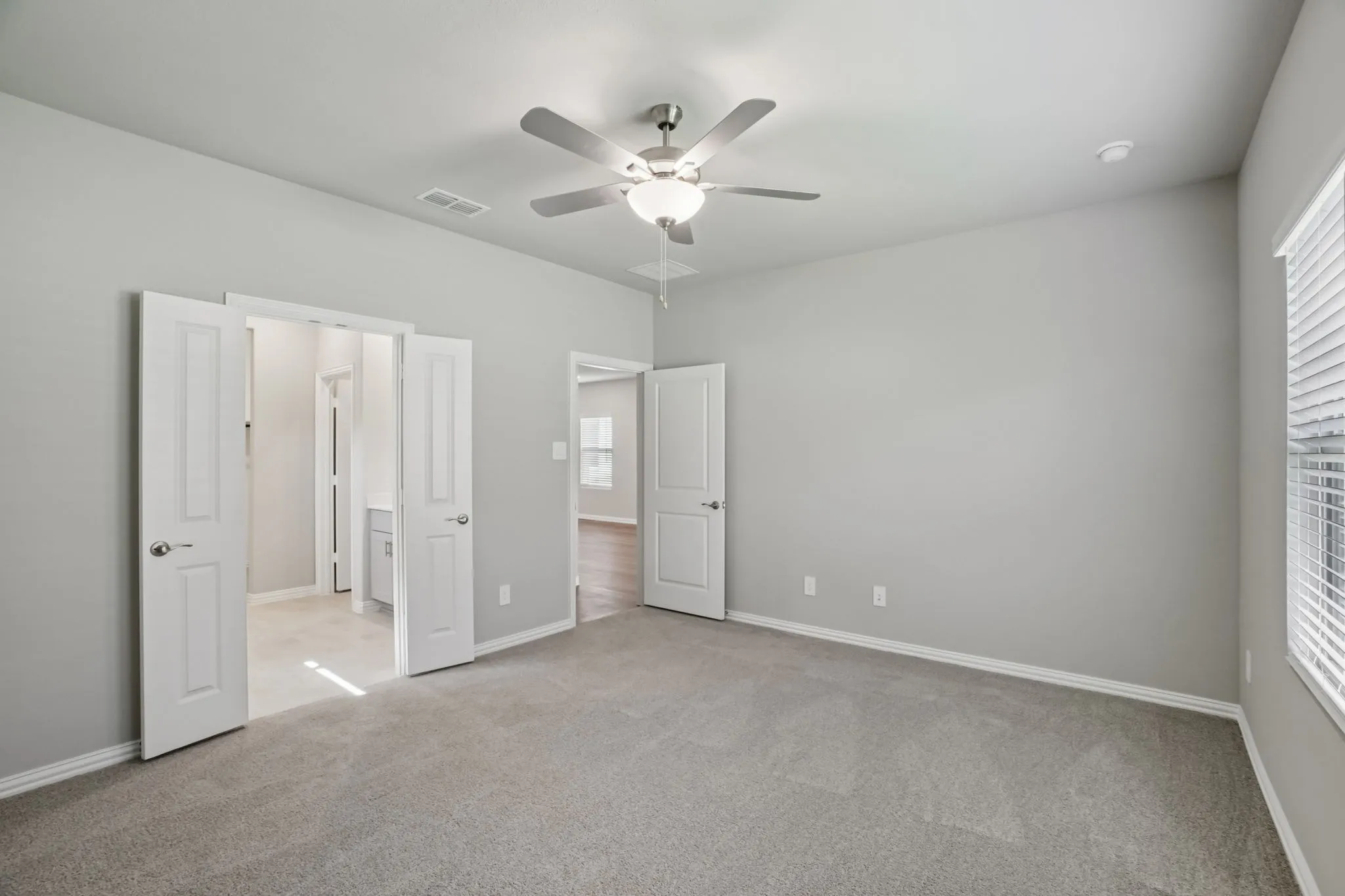 Photo is not of the actual home, but is an inspirational photo of builder’s model home and may depict options, furnishings, and/or decorator features that are not included.