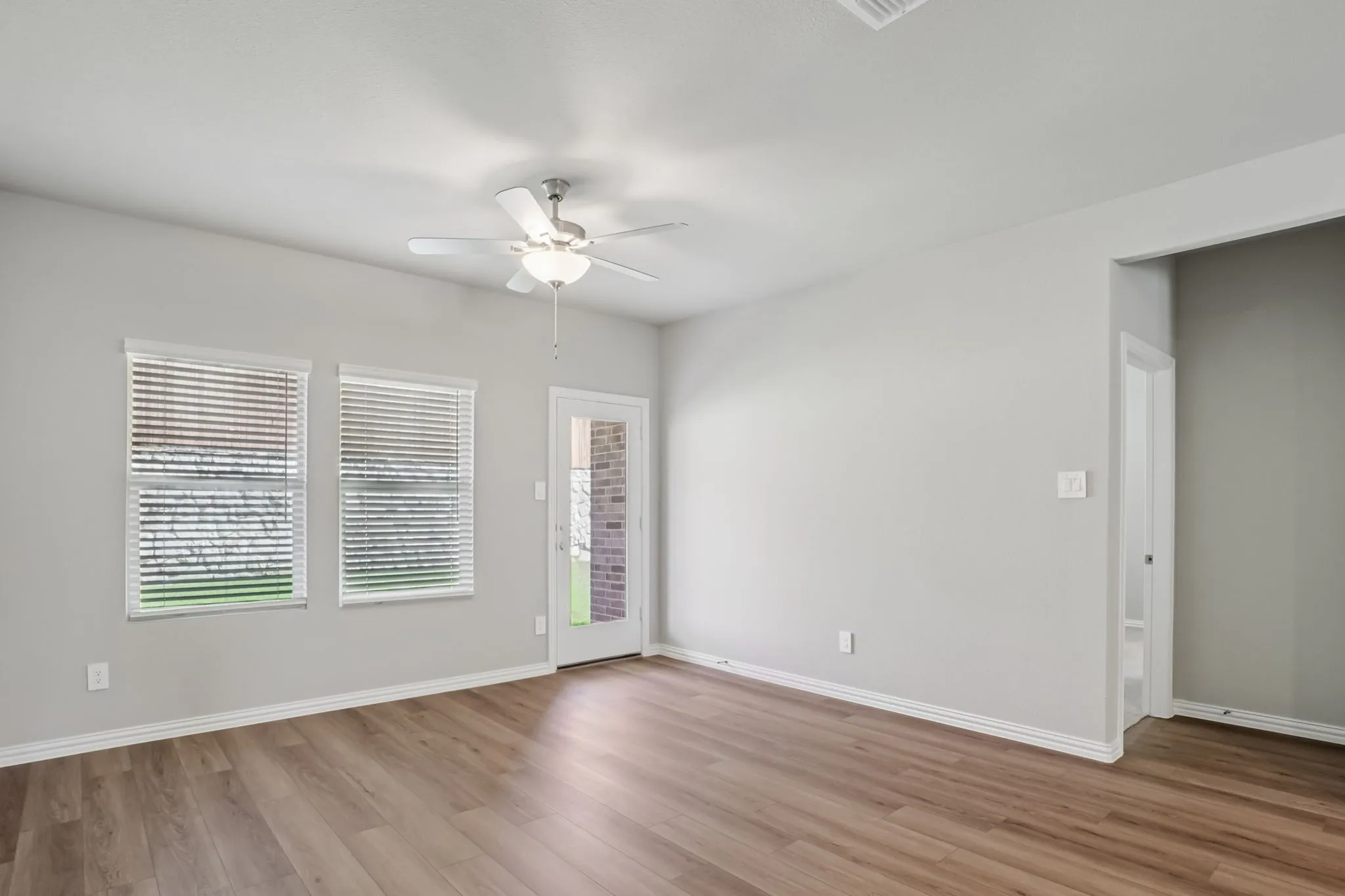 Photo is not of the actual home, but is an inspirational photo of builder’s model home and may depict options, furnishings, and/or decorator features that are not included.