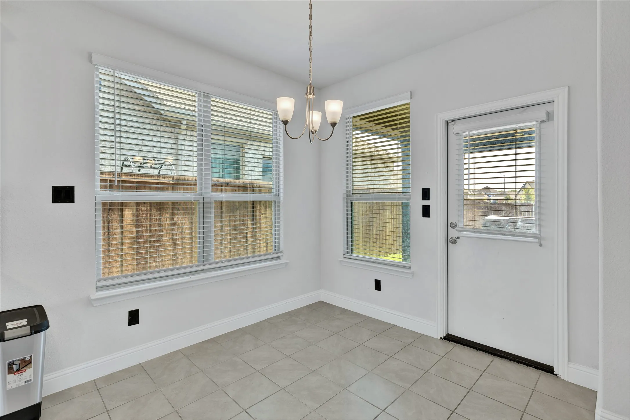 Single Family Residence For Sale in Denton County , 16916 Sophora Avenue, Justin, Texas 76247, 3 Bedroom, 3 Bathroom, 2 Garage spaces, 2,883 Sqft, built in 2023, mls#21320107, Real Estate Agent in Justin, Homes For Sale in Denton county, Homes For Sale in Justin, Realtor in Justin Texas, Real Estate Brokerage Independent Realty Texas, Luminita Cordes Realtor
