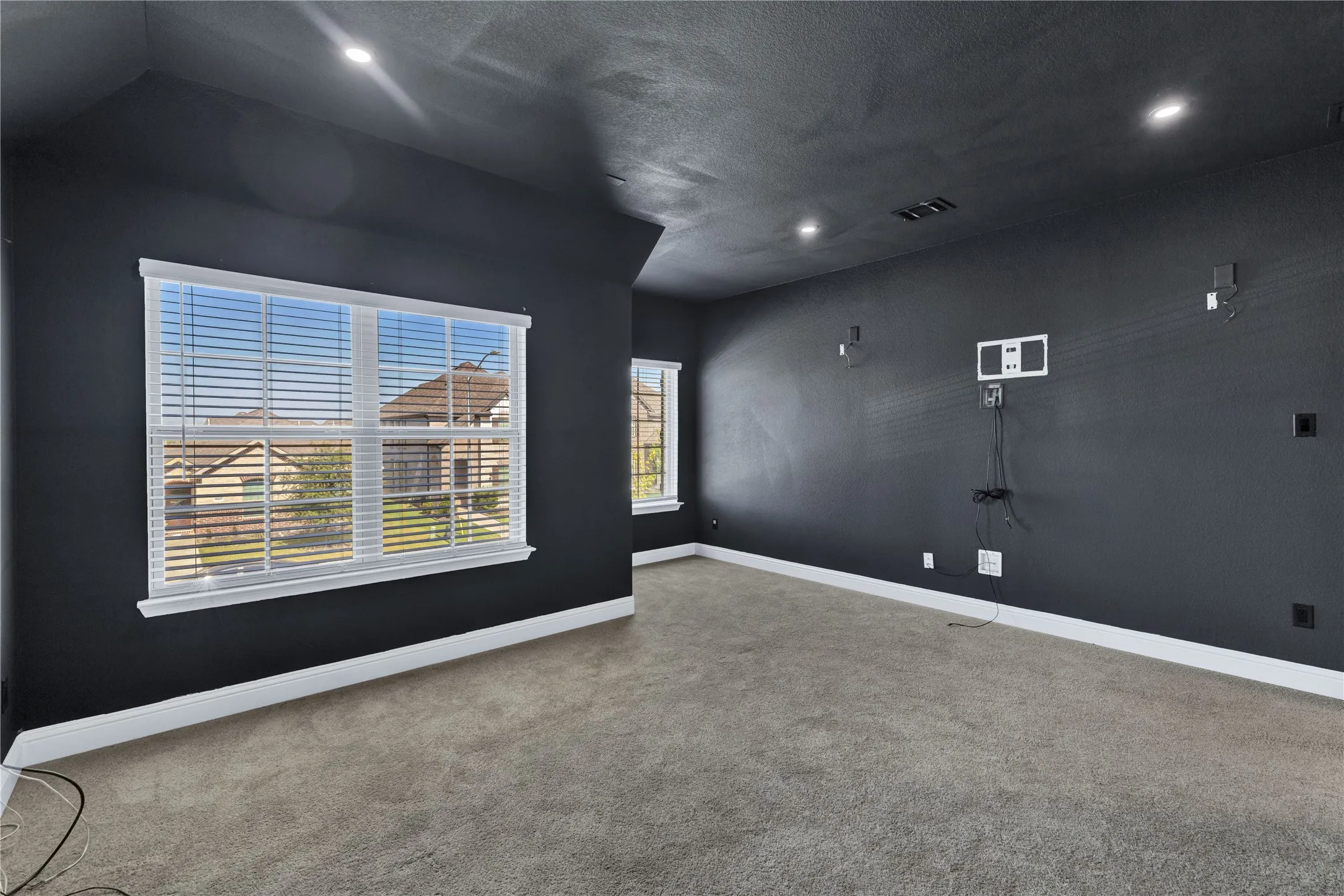Single Family Residence For Sale in Denton County , 16916 Sophora Avenue, Justin, Texas 76247, 3 Bedroom, 3 Bathroom, 2 Garage spaces, 2,883 Sqft, built in 2023, mls#21320107, Real Estate Agent in Justin, Homes For Sale in Denton county, Homes For Sale in Justin, Realtor in Justin Texas, Real Estate Brokerage Independent Realty Texas, Luminita Cordes Realtor