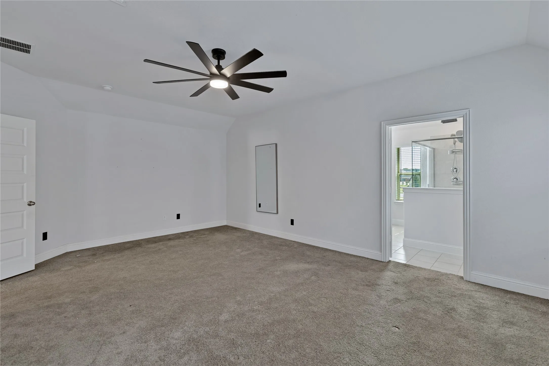 Single Family Residence For Sale in Denton County , 16916 Sophora Avenue, Justin, Texas 76247, 3 Bedroom, 3 Bathroom, 2 Garage spaces, 2,883 Sqft, built in 2023, mls#21320107, Real Estate Agent in Justin, Homes For Sale in Denton county, Homes For Sale in Justin, Realtor in Justin Texas, Real Estate Brokerage Independent Realty Texas, Luminita Cordes Realtor