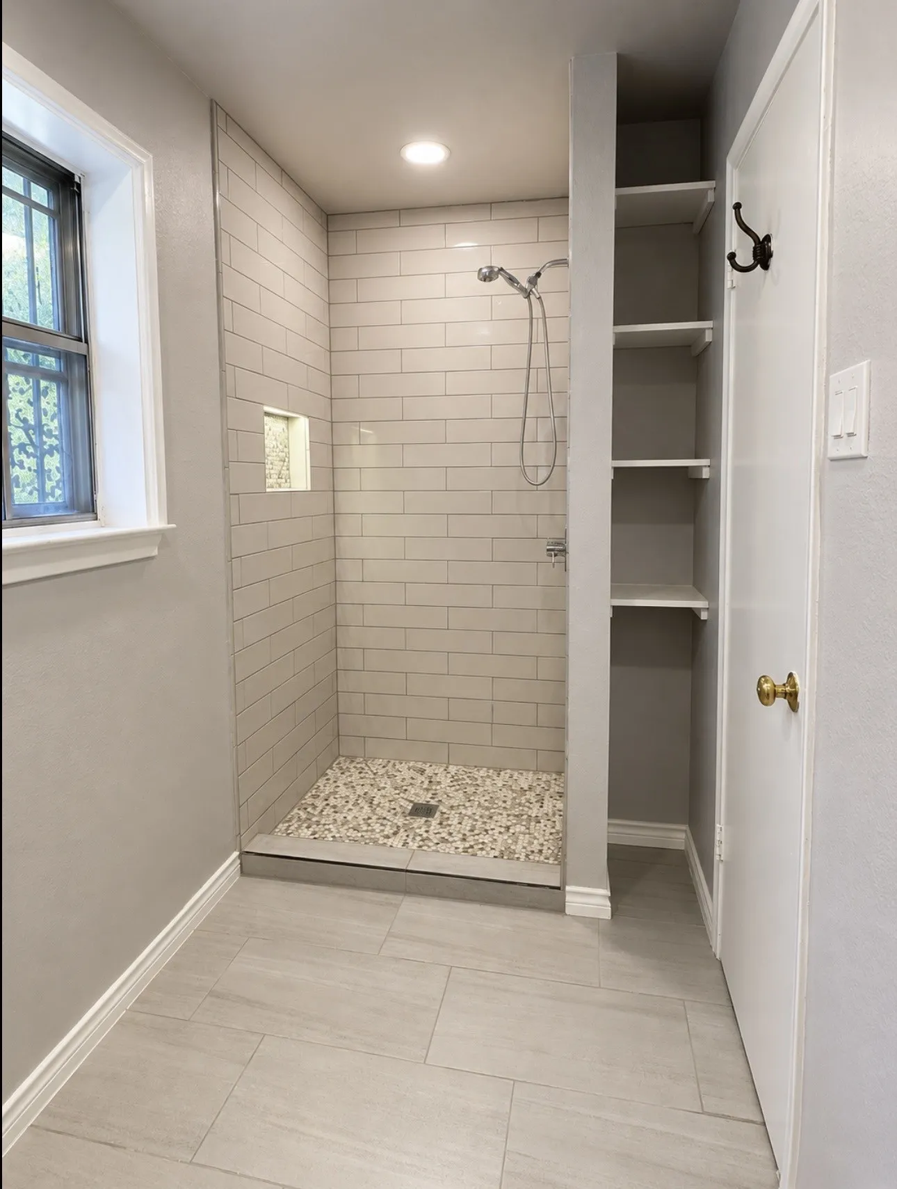 Single Family Residence For Sale in Dallas County , 9022 Villa Park Circle, Dallas, Texas 75225, 3 Bedroom, 2 Bathroom, 2 Garage spaces, 1,678 Sqft, built in 1966, mls#21315578, Real Estate Agent in Dallas, Homes For Sale in Dallas county, Homes For Sale in Dallas, Realtor in Dallas Texas, Real Estate Brokerage Independent Realty Texas, Luminita Cordes Realtor