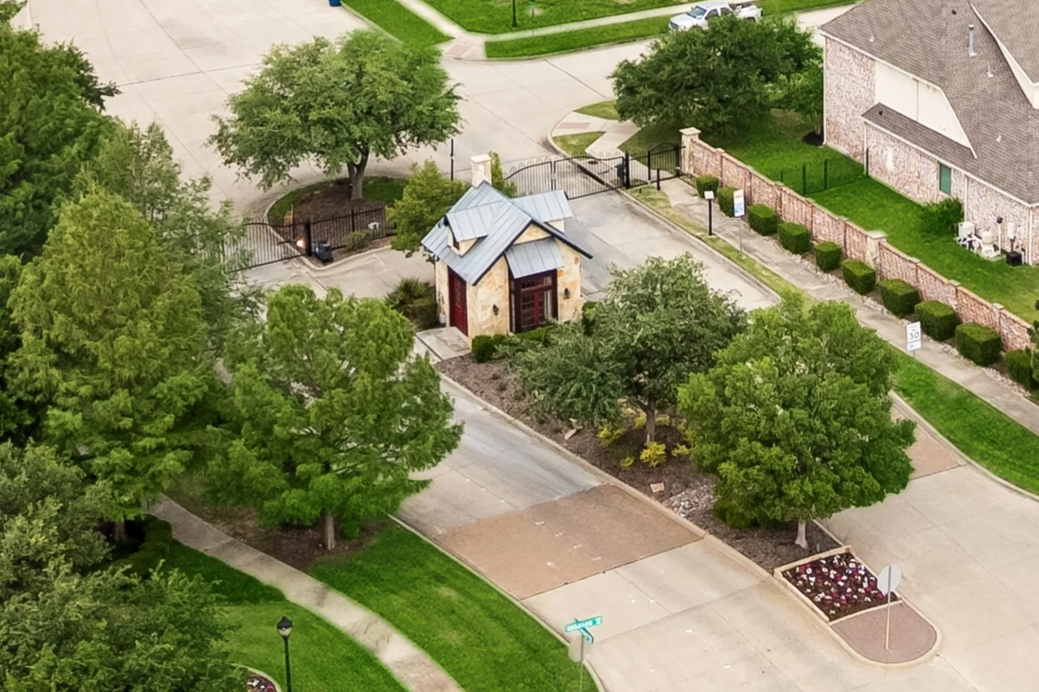 Single Family Residence For Rent in Denton County , 1165 Clearwater Drive, Frisco, Texas 75036, 5 Bedroom, 5 Bathroom, 2 Garage spaces, 5,183 Sqft, built in 2014, mls#21320067, Real Estate Agent in Frisco, Homes For Rent in Denton county, Homes For Rent in Frisco, Realtor in Frisco Texas, Real Estate Brokerage Independent Realty Texas, Luminita Cordes Realtor