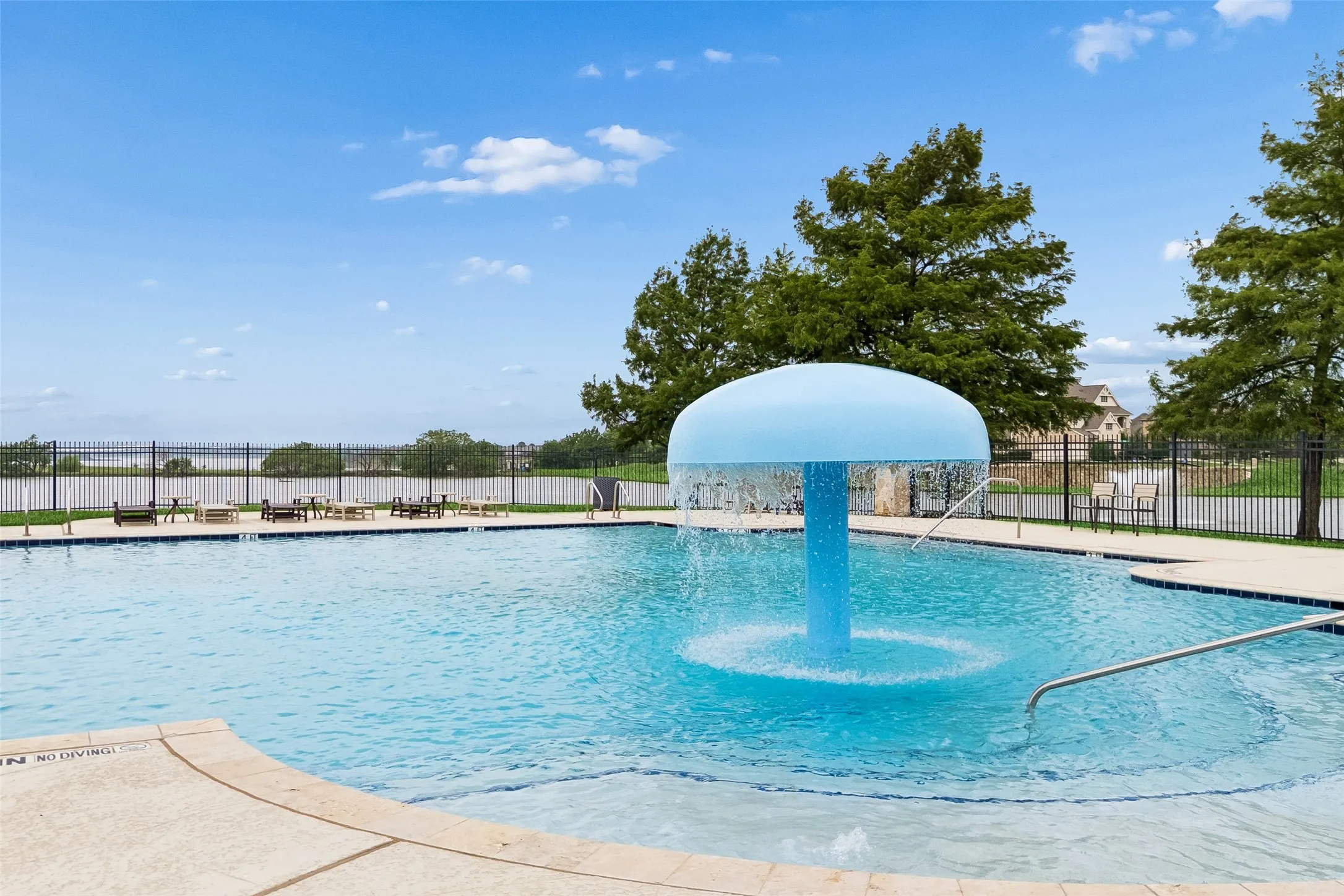 Single Family Residence For Rent in Denton County , 1165 Clearwater Drive, Frisco, Texas 75036, 5 Bedroom, 5 Bathroom, 2 Garage spaces, 5,183 Sqft, built in 2014, mls#21320067, Real Estate Agent in Frisco, Homes For Rent in Denton county, Homes For Rent in Frisco, Realtor in Frisco Texas, Real Estate Brokerage Independent Realty Texas, Luminita Cordes Realtor