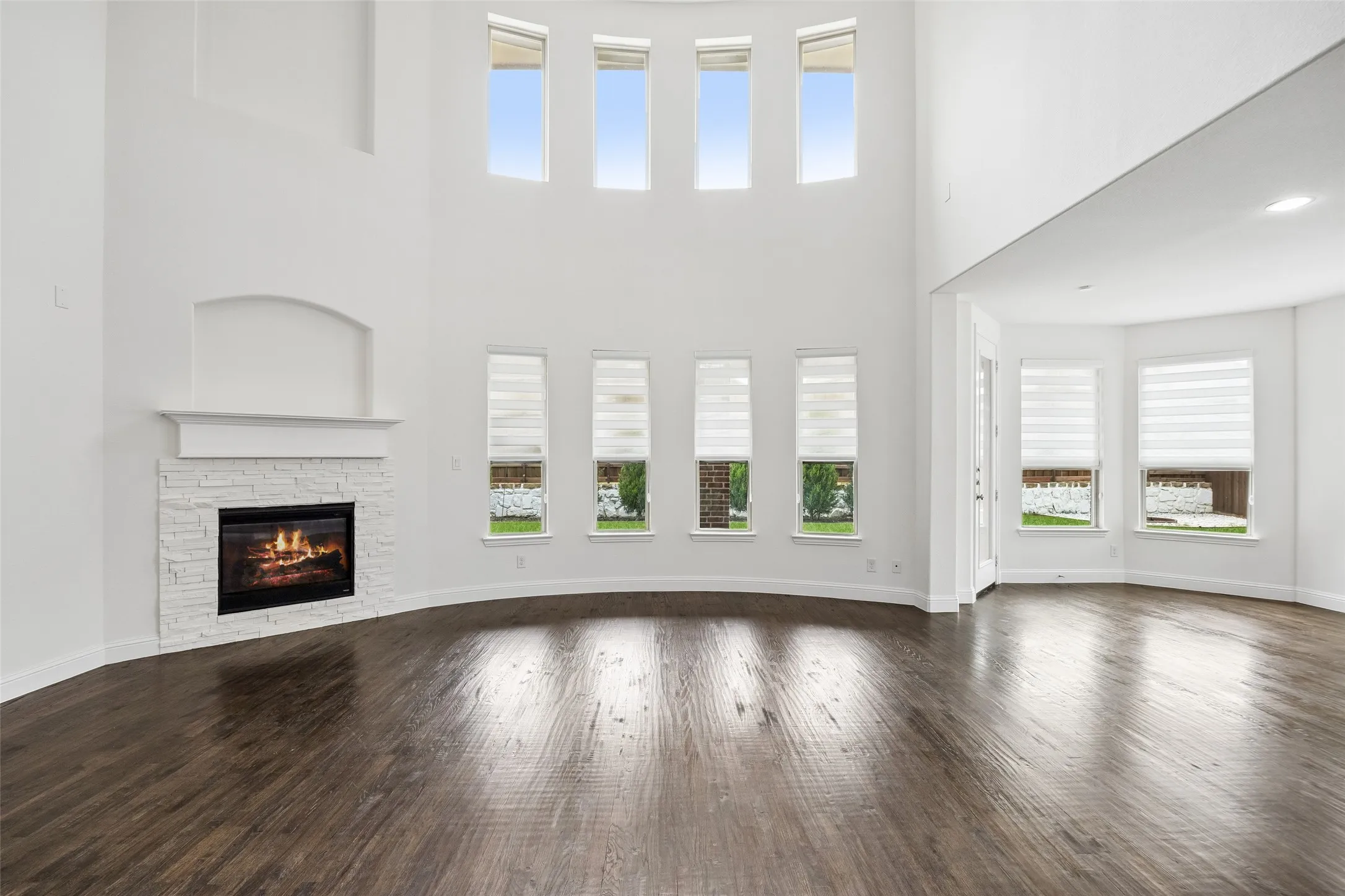 Single Family Residence For Rent in Denton County , 1165 Clearwater Drive, Frisco, Texas 75036, 5 Bedroom, 5 Bathroom, 2 Garage spaces, 5,183 Sqft, built in 2014, mls#21320067, Real Estate Agent in Frisco, Homes For Rent in Denton county, Homes For Rent in Frisco, Realtor in Frisco Texas, Real Estate Brokerage Independent Realty Texas, Luminita Cordes Realtor