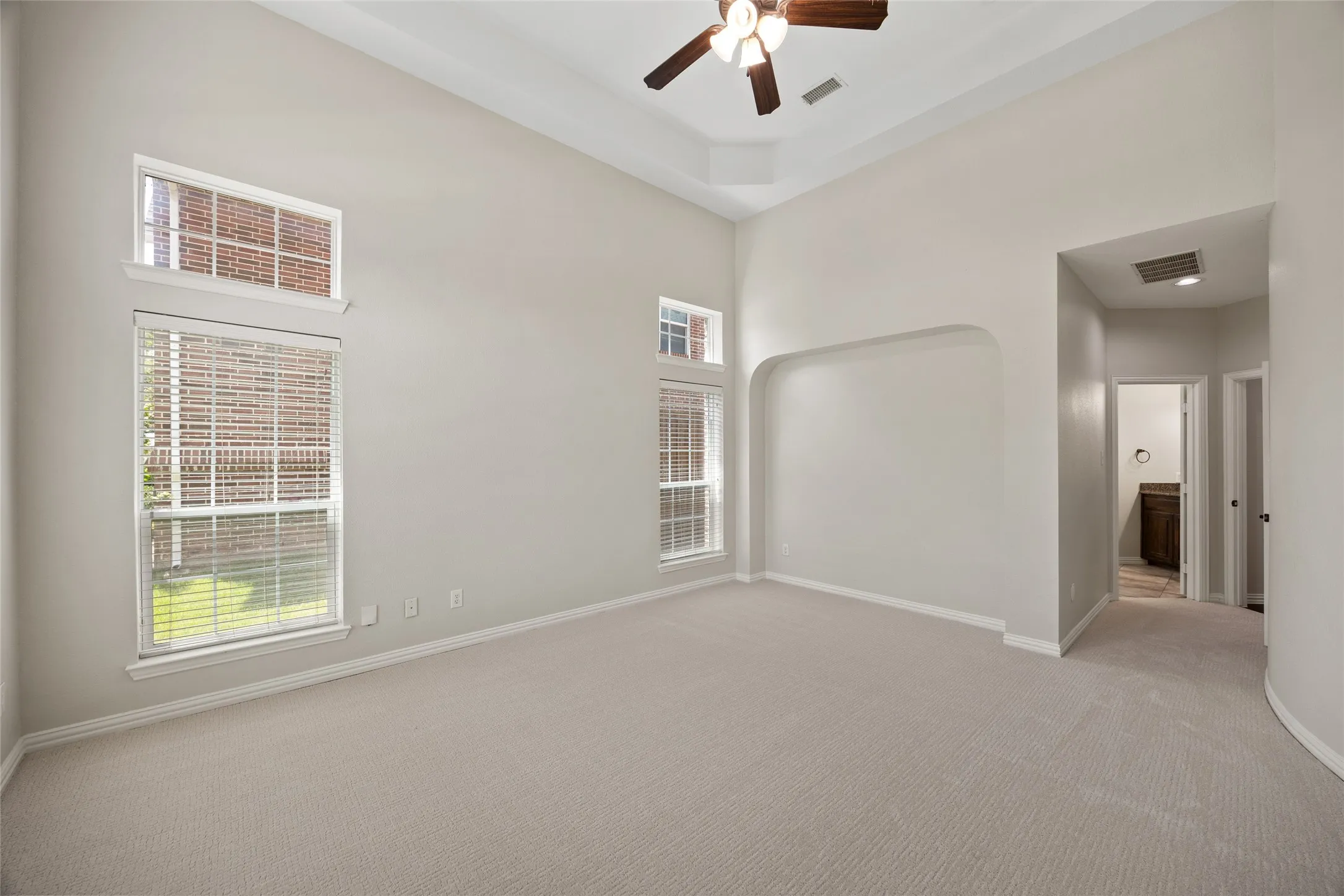 Single Family Residence For Sale in Denton County , 1196 Bentgrass Drive, Frisco, Texas 75036, 5 Bedroom, 5 Bathroom, 2 Garage spaces, 3,678 Sqft, built in 2012, mls#21302985, Real Estate Agent in Frisco, Homes For Sale in Denton county, Homes For Sale in Frisco, Realtor in Frisco Texas, Real Estate Brokerage Independent Realty Texas, Luminita Cordes Realtor