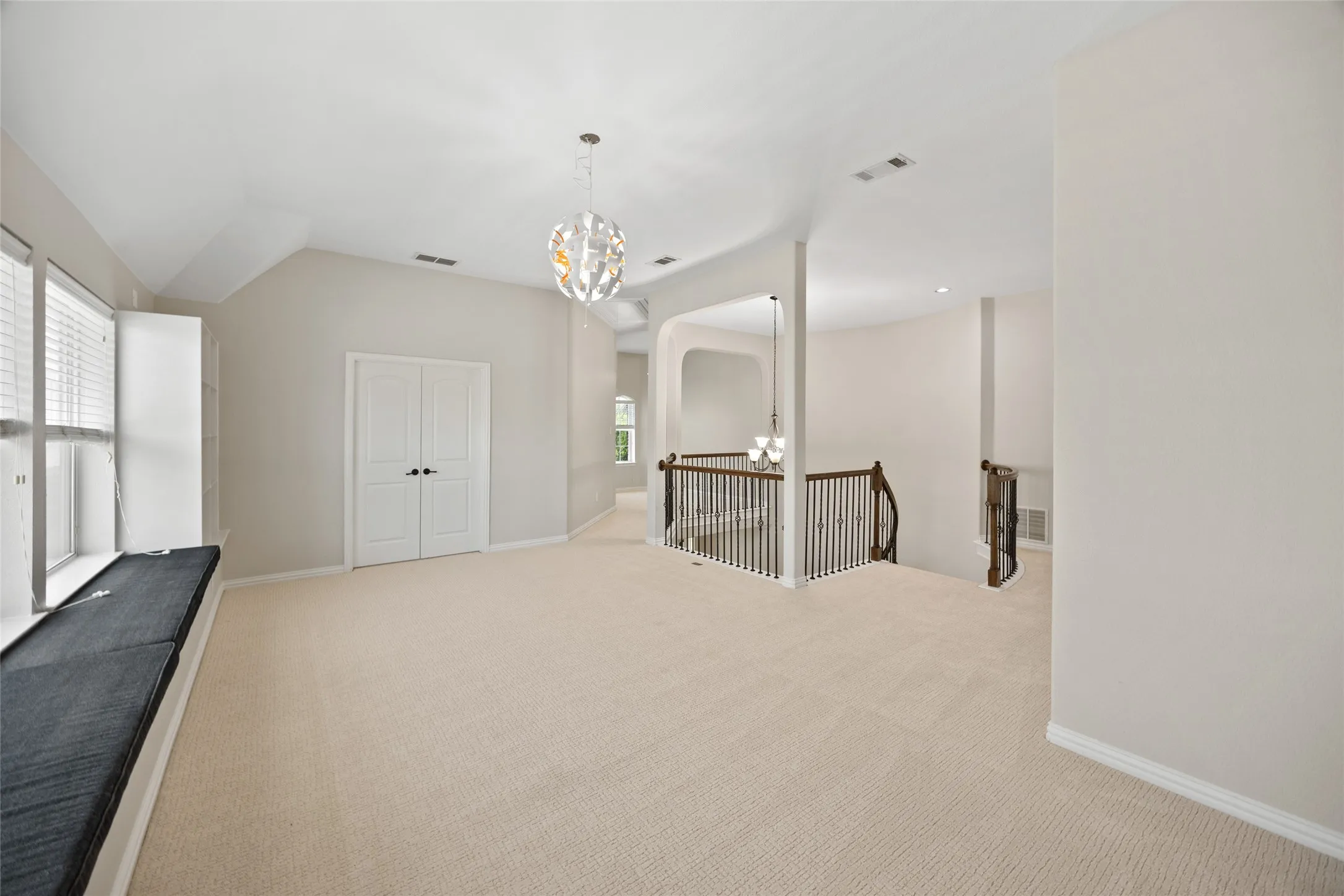 Single Family Residence For Sale in Denton County , 1196 Bentgrass Drive, Frisco, Texas 75036, 5 Bedroom, 5 Bathroom, 2 Garage spaces, 3,678 Sqft, built in 2012, mls#21302985, Real Estate Agent in Frisco, Homes For Sale in Denton county, Homes For Sale in Frisco, Realtor in Frisco Texas, Real Estate Brokerage Independent Realty Texas, Luminita Cordes Realtor