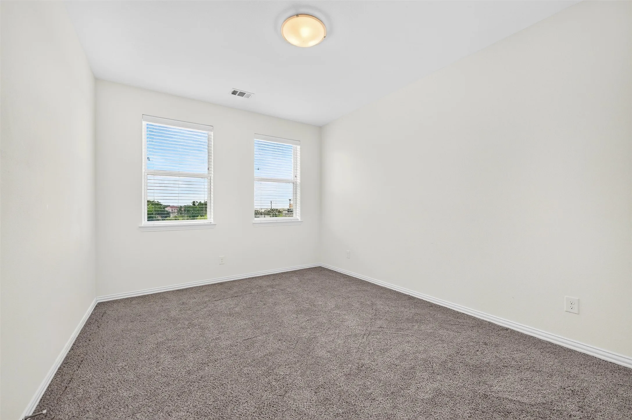 Condominium For Rent in Dallas County , 4354 Hebron Street, Irving, Texas 75061, 3 Bedroom, 3 Bathroom, 2 Garage spaces, 1,883 Sqft, built in 2020, mls#21319871, Real Estate Agent in Irving, Homes For Rent in Dallas county, Homes For Rent in Irving, Realtor in Irving Texas, Real Estate Brokerage Independent Realty Texas, Luminita Cordes Realtor