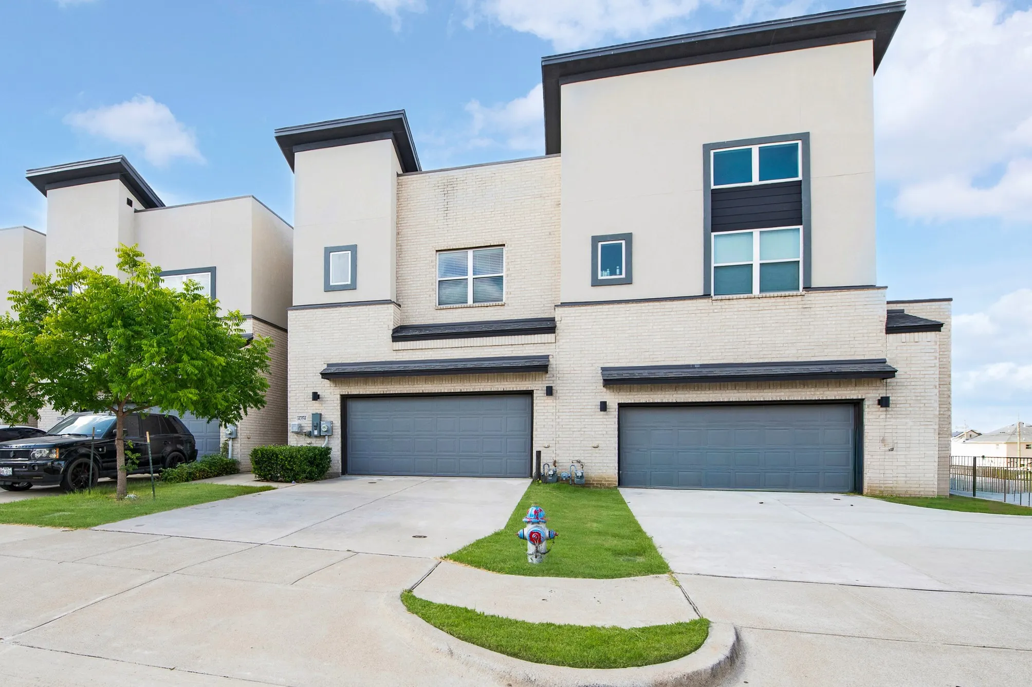 Condominium For Rent in Dallas County , 4354 Hebron Street, Irving, Texas 75061, 3 Bedroom, 3 Bathroom, 2 Garage spaces, 1,883 Sqft, built in 2020, mls#21319871, Real Estate Agent in Irving, Homes For Rent in Dallas county, Homes For Rent in Irving, Realtor in Irving Texas, Real Estate Brokerage Independent Realty Texas, Luminita Cordes Realtor