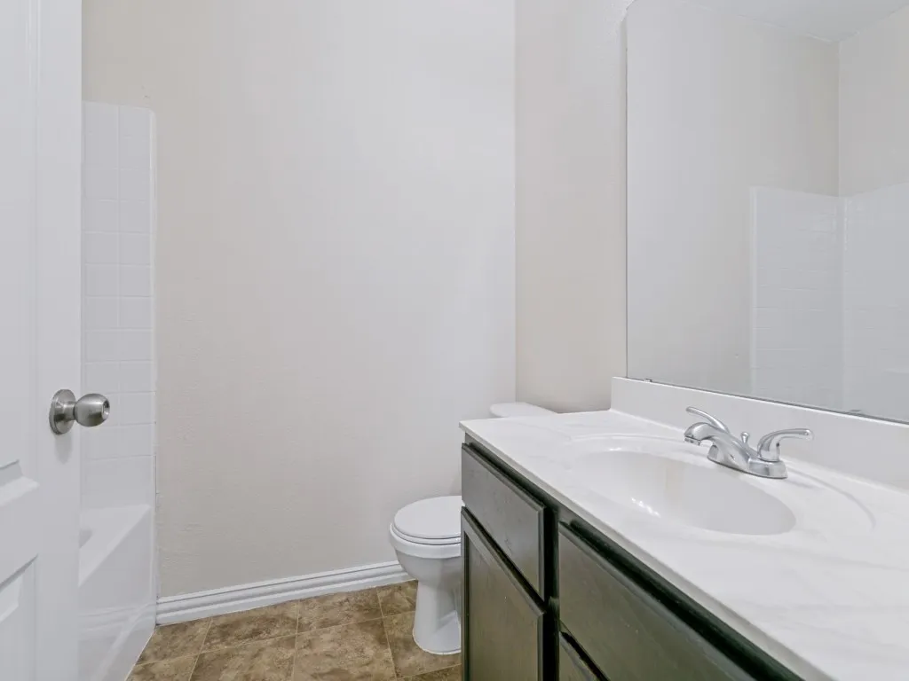 Single Family Residence For Rent in Tarrant County , 1440 Gallina Trail, Fort Worth, Texas 76119, 3 Bedroom, 2 Bathroom, 1 Garage spaces, 1,457 Sqft, built in 2017, mls#21303880, Real Estate Agent in Fort Worth, Homes For Rent in Tarrant county, Homes For Rent in Fort Worth, Realtor in Fort Worth Texas, Real Estate Brokerage Independent Realty Texas, Luminita Cordes Realtor