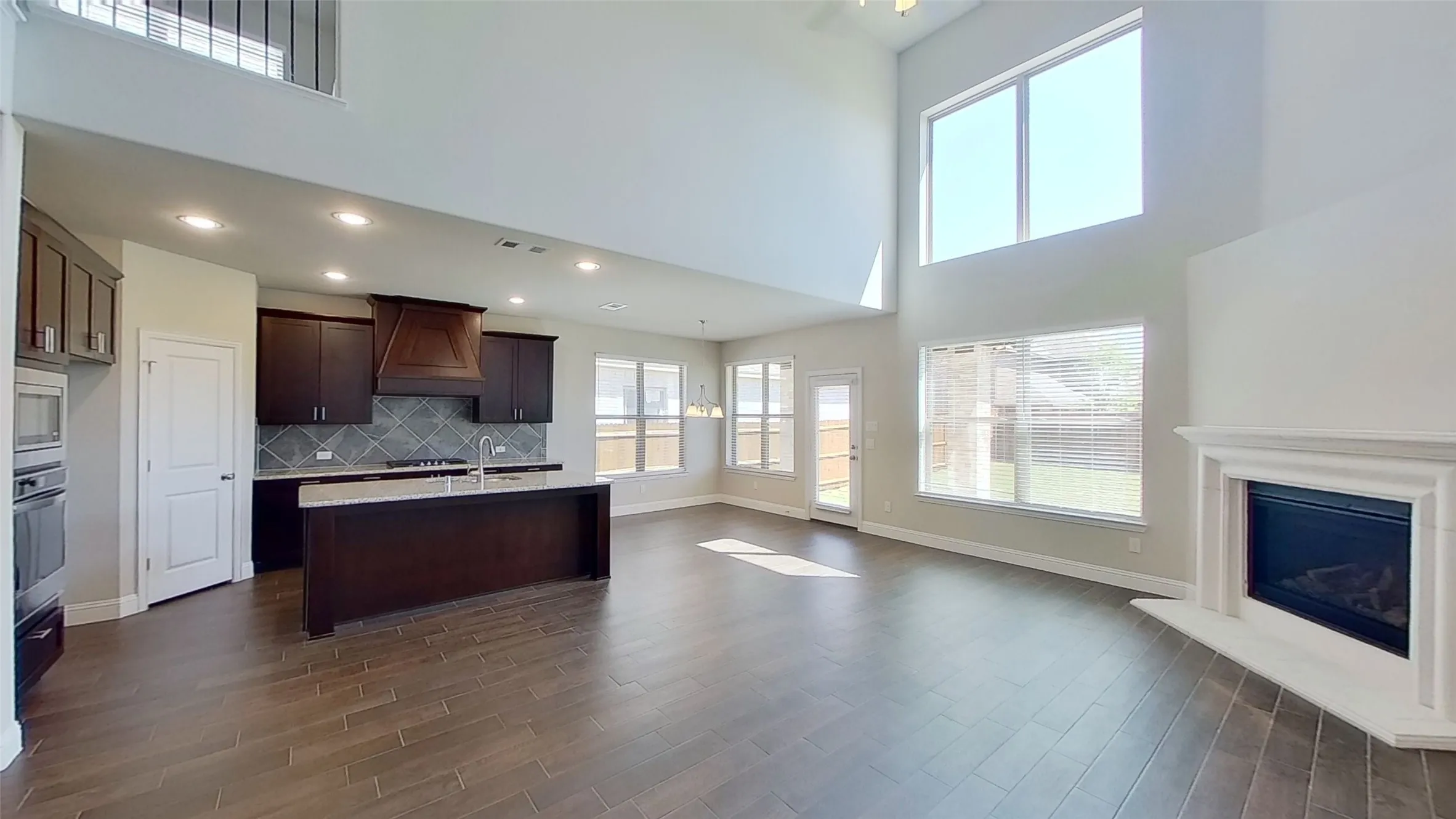Single Family Residence For Rent in Collin County , 6117 Horsetail Drive, Mc Kinney, Texas 75071, 4 Bedroom, 3 Bathroom, 2 Garage spaces, 2,500 Sqft, built in 2022, mls#21320143, Real Estate Agent in Mc Kinney, Homes For Rent in Collin county, Homes For Rent in Mc Kinney, Realtor in Mc Kinney Texas, Real Estate Brokerage Independent Realty Texas, Luminita Cordes Realtor