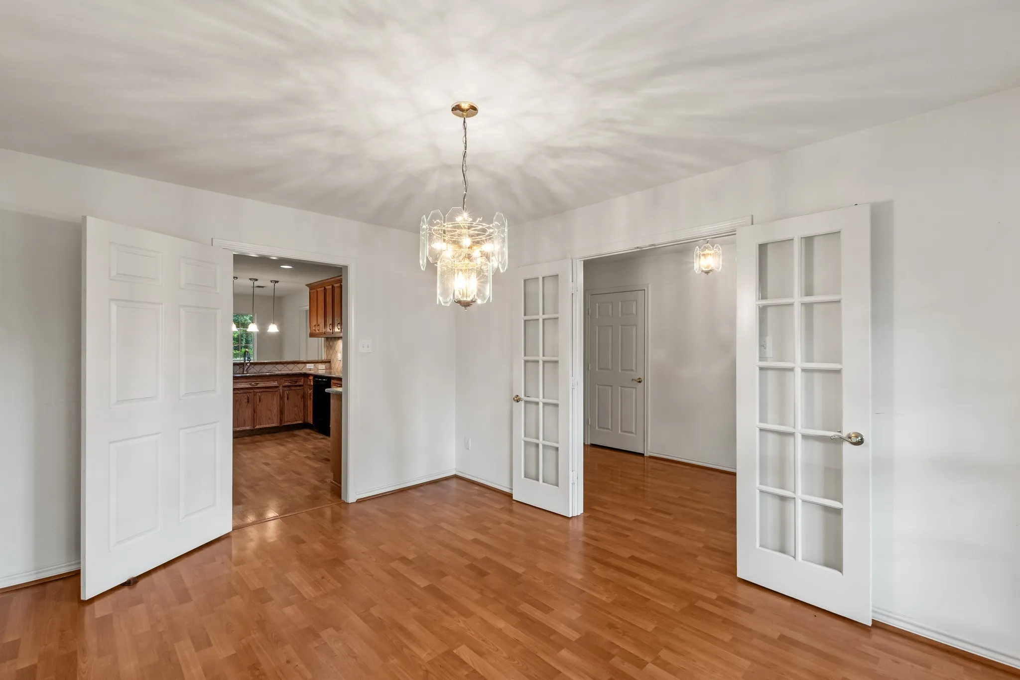 Dedicated dining space conveniently located just off the kitchen.