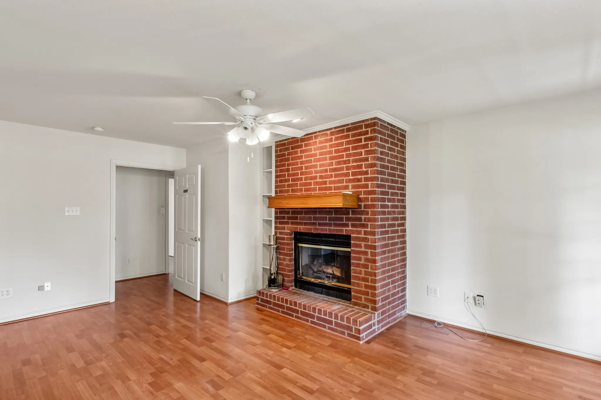 Primary bedroom.