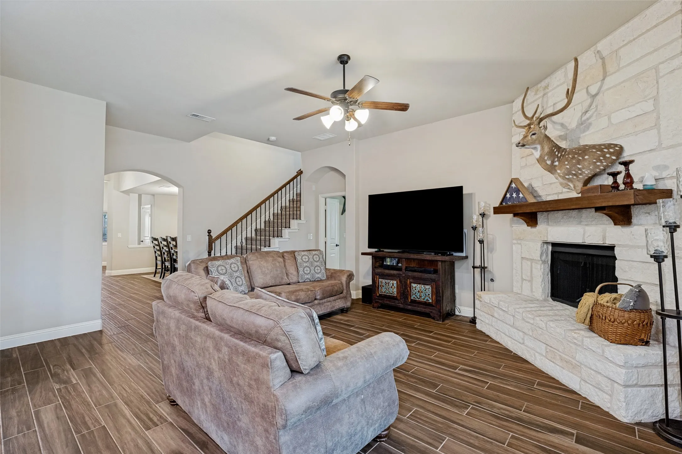 Single Family Residence For Sale in Collin County , 1718 Sandalwood Lane, Anna, Texas 75409, 4 Bedroom, 3 Bathroom, 2 Garage spaces, 2,800 Sqft, built in 2017, mls#21319572, Real Estate Agent in Anna, Homes For Sale in Collin county, Homes For Sale in Anna, Realtor in Anna Texas, Real Estate Brokerage Independent Realty Texas, Luminita Cordes Realtor