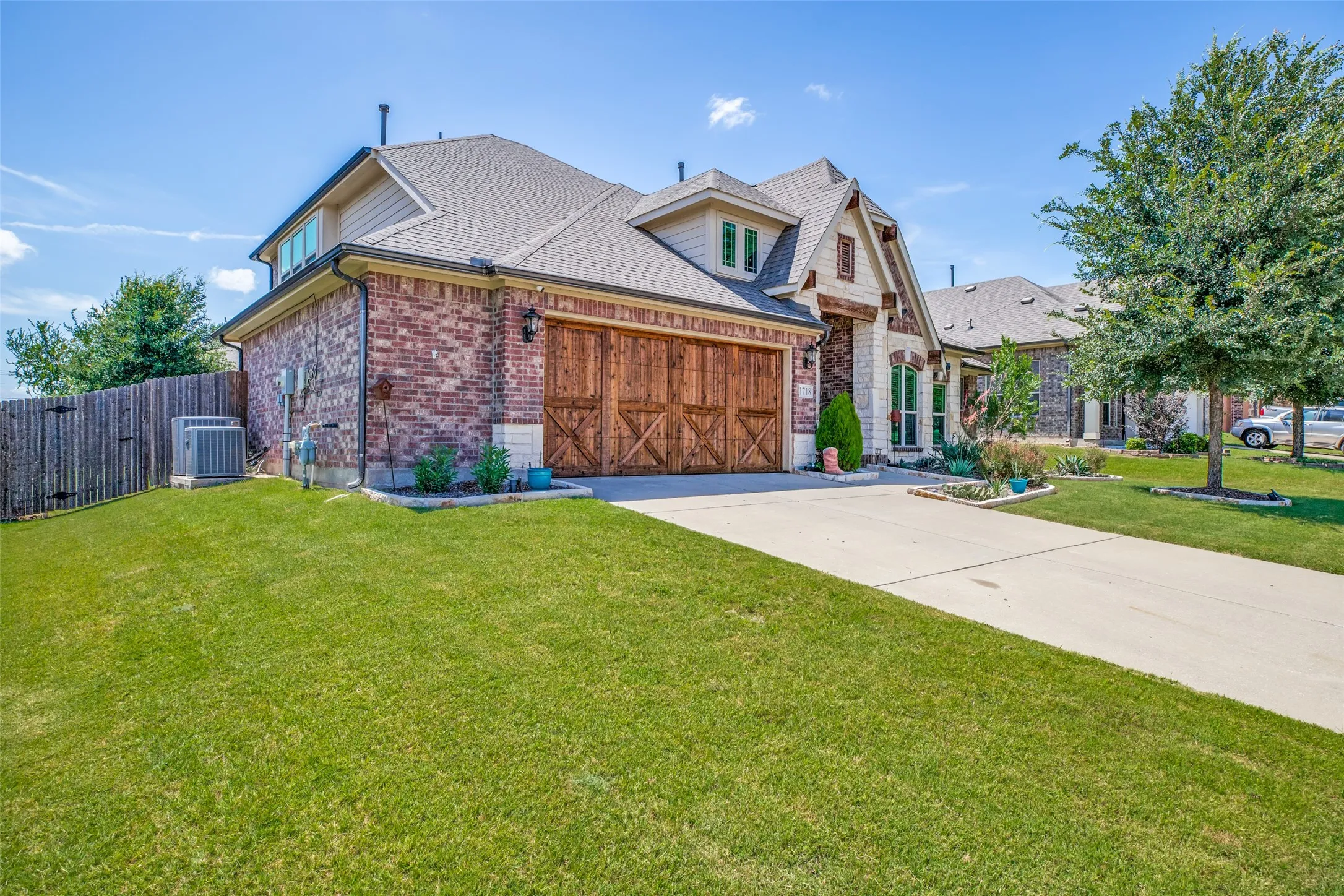Single Family Residence For Sale in Collin County , 1718 Sandalwood Lane, Anna, Texas 75409, 4 Bedroom, 3 Bathroom, 2 Garage spaces, 2,800 Sqft, built in 2017, mls#21319572, Real Estate Agent in Anna, Homes For Sale in Collin county, Homes For Sale in Anna, Realtor in Anna Texas, Real Estate Brokerage Independent Realty Texas, Luminita Cordes Realtor