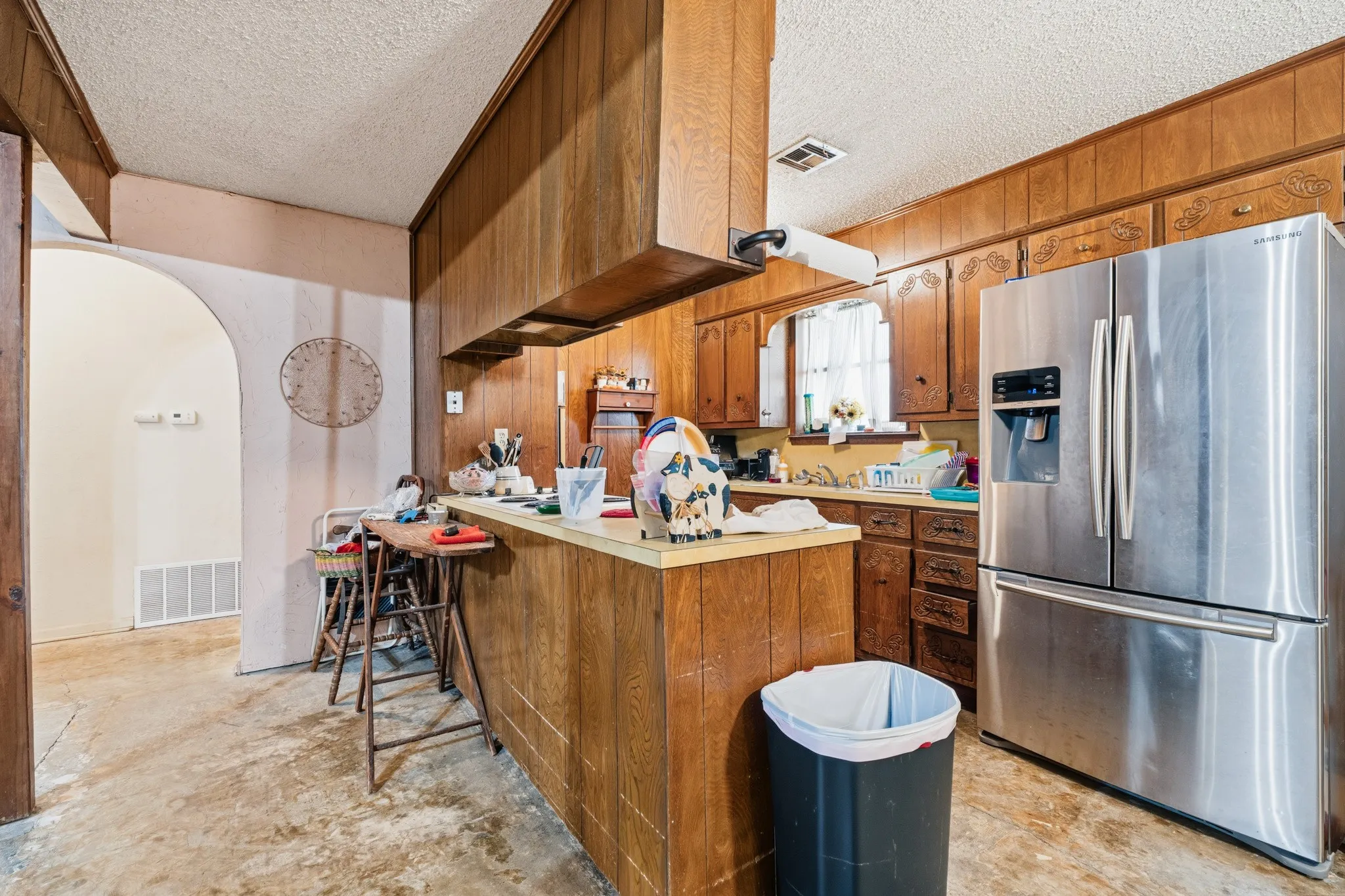 Single Family Residence For Sale in Mc Lennan County , 195 Amy Joy Drive, China Spring, Texas 76633, 3 Bedroom, 2 Bathroom, 2 Garage spaces, 1,766 Sqft, built in 1977, mls#21320034, Real Estate Agent in China Spring, Homes For Sale in Mc Lennan county, Homes For Sale in China Spring, Realtor in China Spring Texas, Real Estate Brokerage Independent Realty Texas, Luminita Cordes Realtor