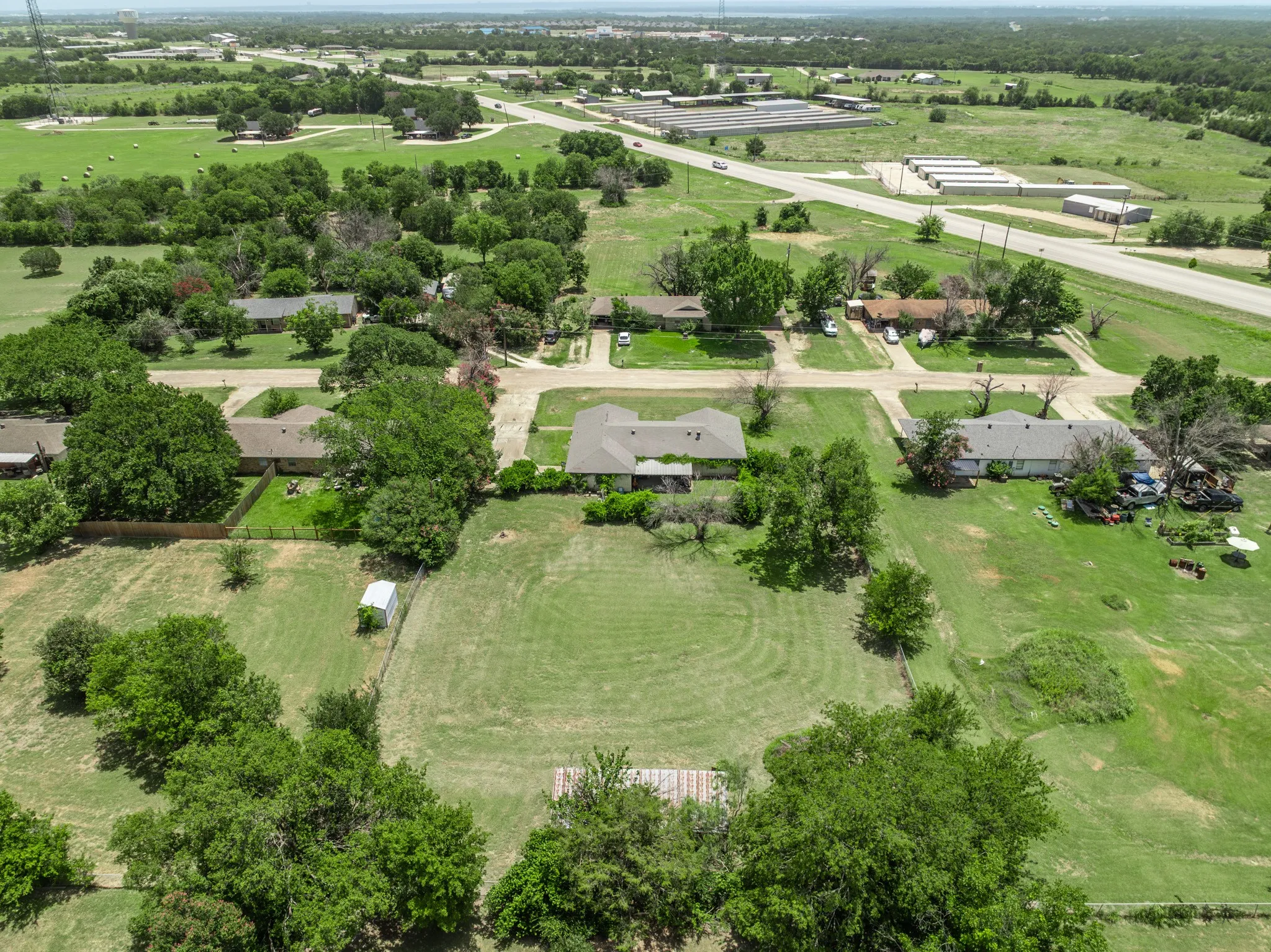 Single Family Residence For Sale in Mc Lennan County , 195 Amy Joy Drive, China Spring, Texas 76633, 3 Bedroom, 2 Bathroom, 2 Garage spaces, 1,766 Sqft, built in 1977, mls#21320034, Real Estate Agent in China Spring, Homes For Sale in Mc Lennan county, Homes For Sale in China Spring, Realtor in China Spring Texas, Real Estate Brokerage Independent Realty Texas, Luminita Cordes Realtor