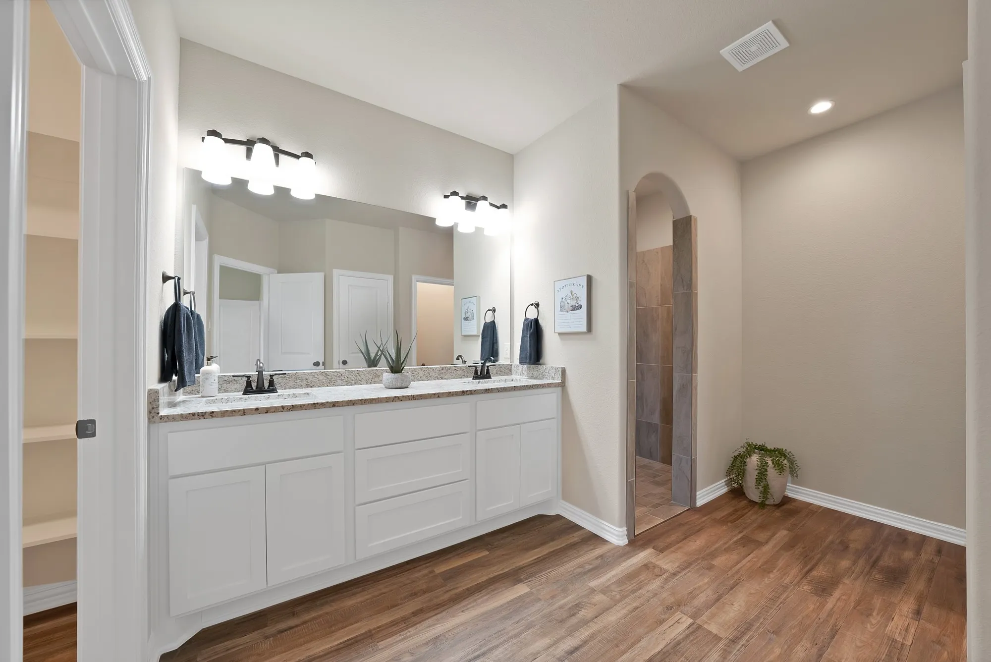 Example of the Glen Rose collection

