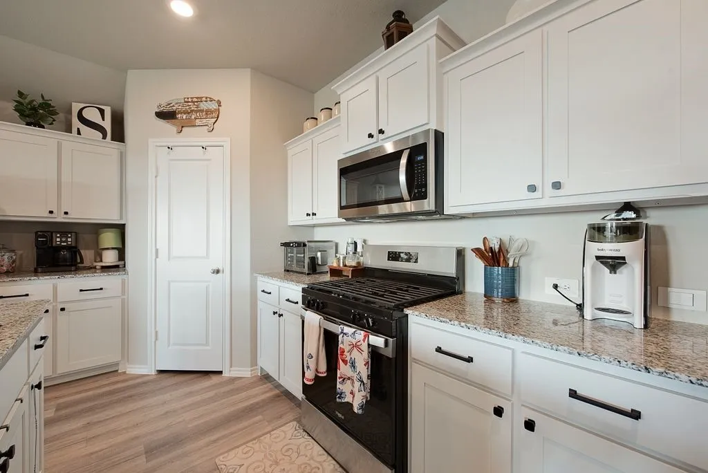 Single Family Residence For Sale in Tarrant County , 8560 Beltmill Parkway, Fort Worth, Texas 76131, 4 Bedroom, 2 Bathroom, 2 Garage spaces, 1,836 Sqft, built in 2025, mls#21319409, Real Estate Agent in Fort Worth, Homes For Sale in Tarrant county, Homes For Sale in Fort Worth, Realtor in Fort Worth Texas, Real Estate Brokerage Independent Realty Texas, Luminita Cordes Realtor