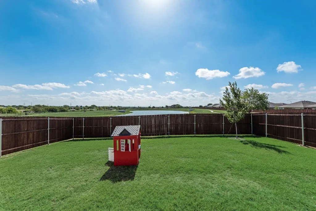 Single Family Residence For Sale in Tarrant County , 8560 Beltmill Parkway, Fort Worth, Texas 76131, 4 Bedroom, 2 Bathroom, 2 Garage spaces, 1,836 Sqft, built in 2025, mls#21319409, Real Estate Agent in Fort Worth, Homes For Sale in Tarrant county, Homes For Sale in Fort Worth, Realtor in Fort Worth Texas, Real Estate Brokerage Independent Realty Texas, Luminita Cordes Realtor
