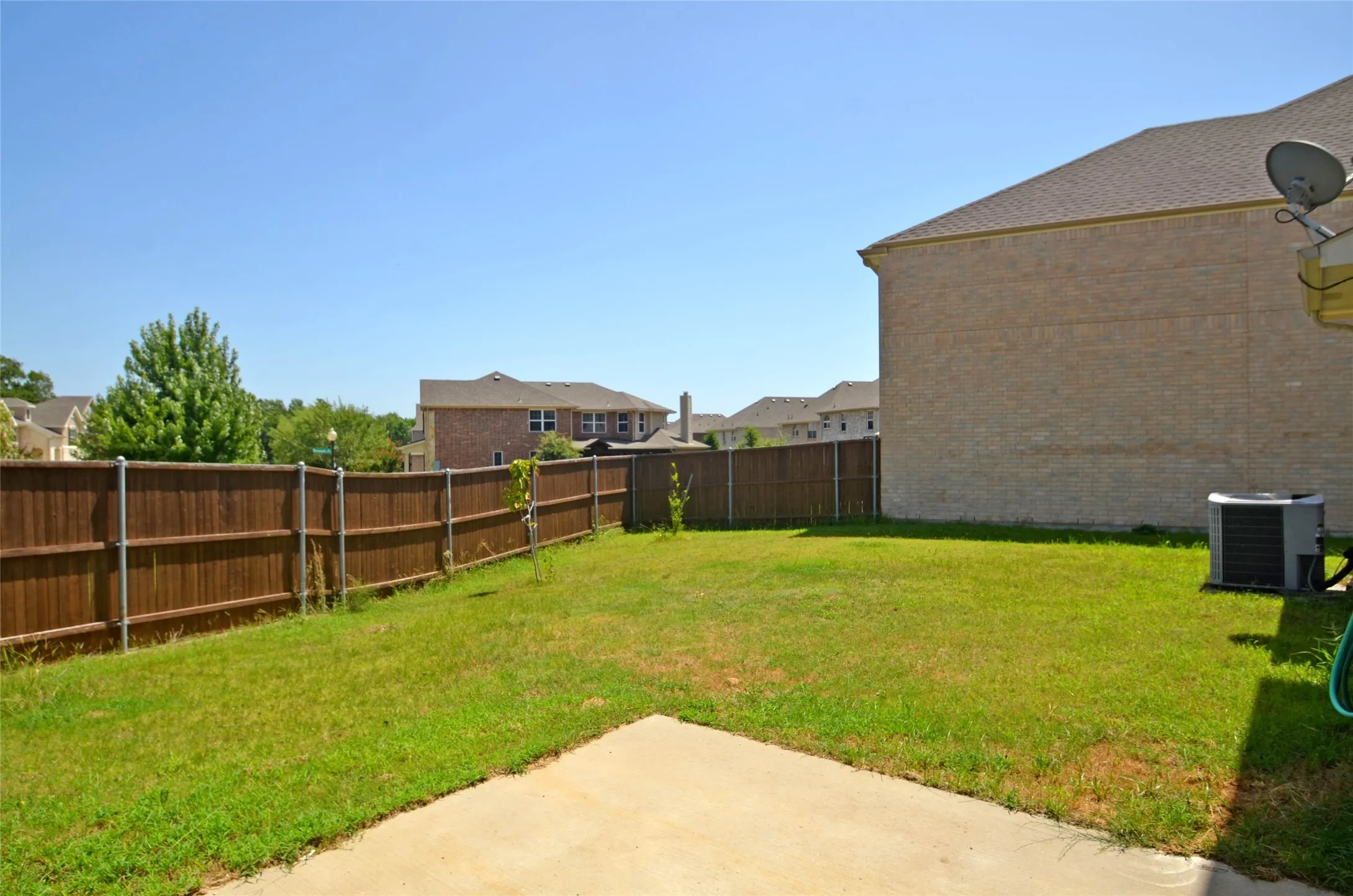 Single Family Residence For Rent in Collin County , 6504 Hickory Hill Drive, Plano, Texas 75074, 3 Bedroom, 3 Bathroom, 2 Garage spaces, 2,631 Sqft, built in 2006, mls#21319934, Real Estate Agent in Plano, Homes For Rent in Collin county, Homes For Rent in Plano, Realtor in Plano Texas, Real Estate Brokerage Independent Realty Texas, Luminita Cordes Realtor