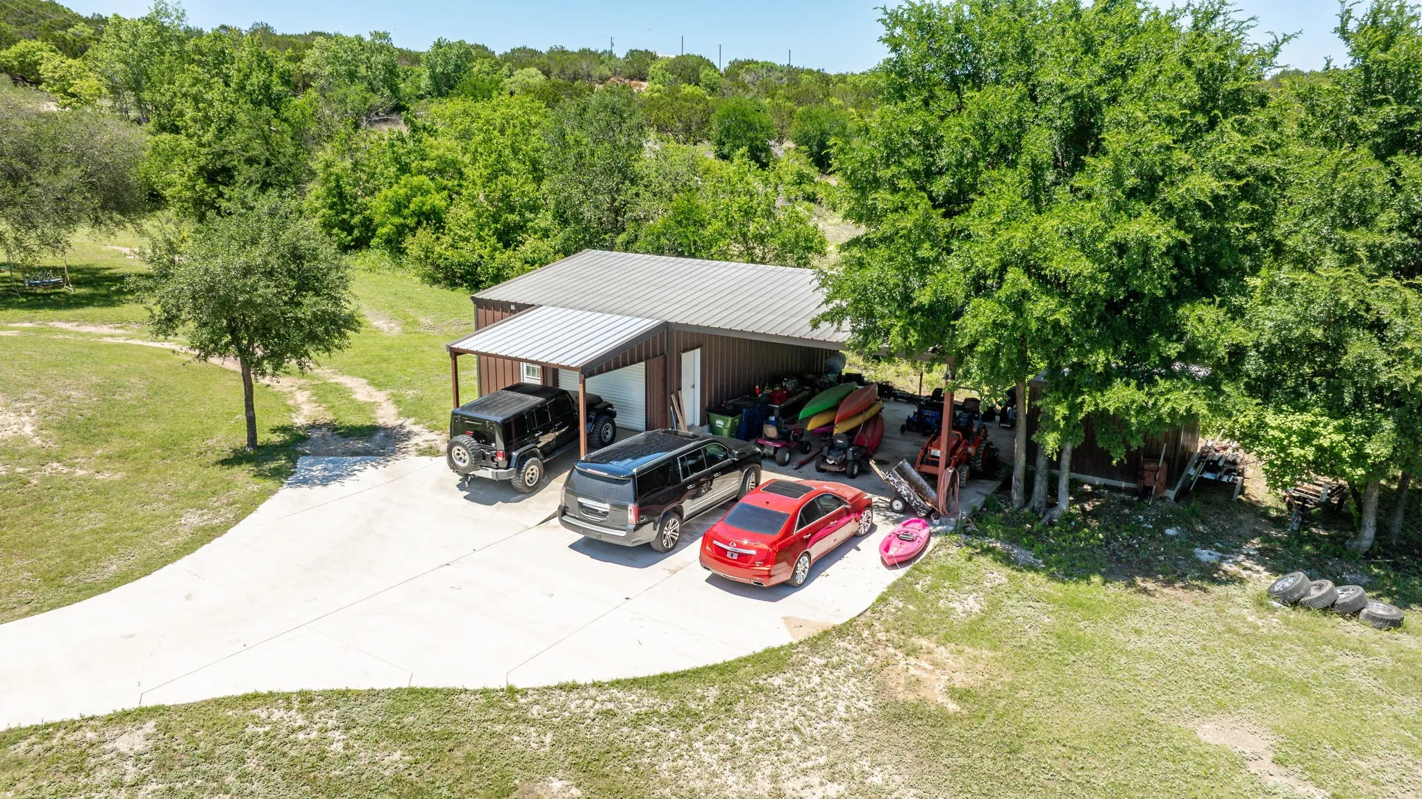 Single Family Residence For Sale in Erath County , 475 Magic Valley, Bluff Dale, Texas 76433, 5 Bedroom, 5 Bathroom, Garage spaces, 4,004 Sqft, built in 2004, mls#21320202, Real Estate Agent in Bluff Dale, Homes For Sale in Erath county, Homes For Sale in Bluff Dale, Realtor in Bluff Dale Texas, Real Estate Brokerage Independent Realty Texas, Luminita Cordes Realtor