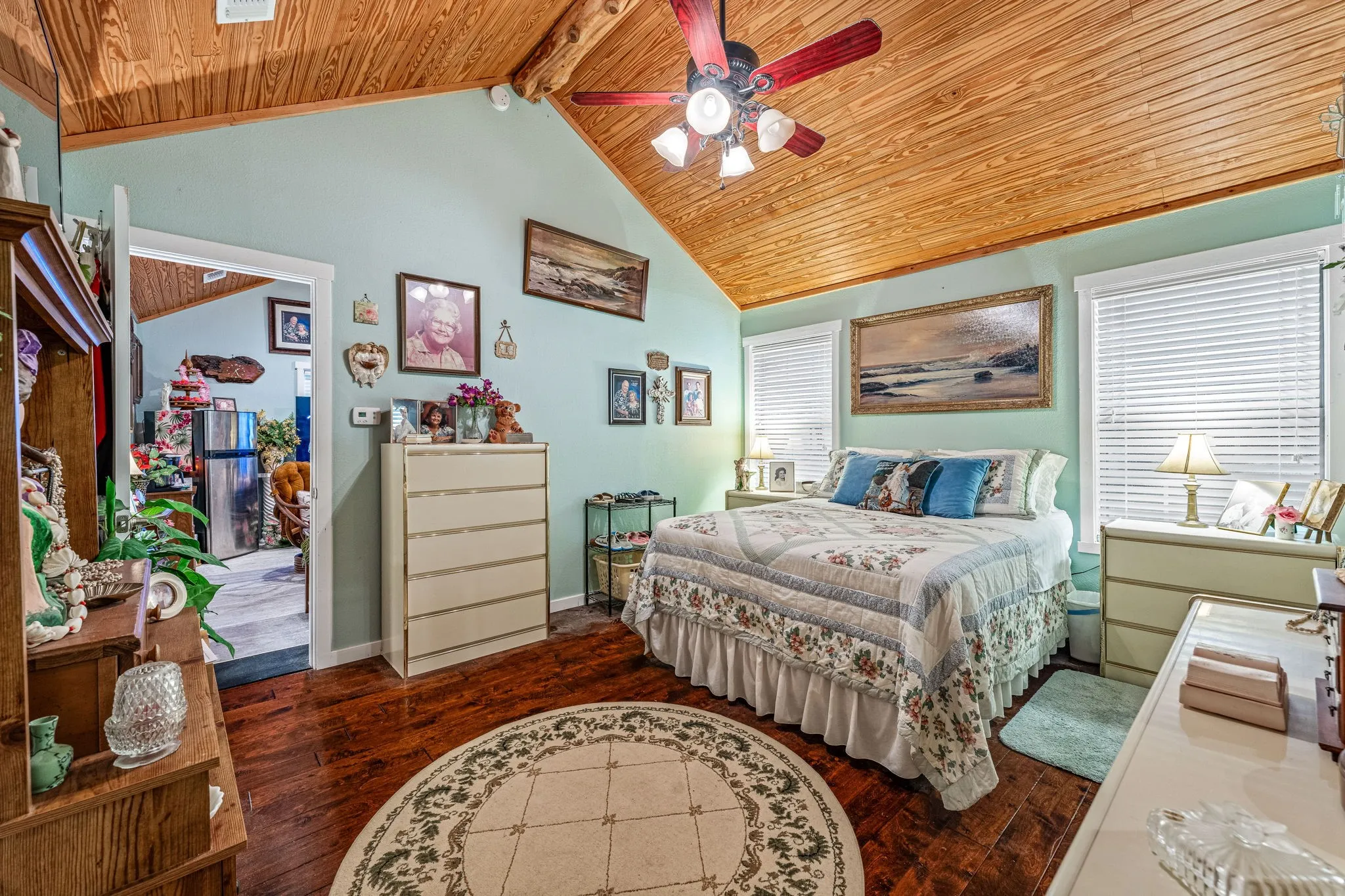 Single Family Residence For Sale in Erath County , 475 Magic Valley, Bluff Dale, Texas 76433, 5 Bedroom, 5 Bathroom, Garage spaces, 4,004 Sqft, built in 2004, mls#21320202, Real Estate Agent in Bluff Dale, Homes For Sale in Erath county, Homes For Sale in Bluff Dale, Realtor in Bluff Dale Texas, Real Estate Brokerage Independent Realty Texas, Luminita Cordes Realtor