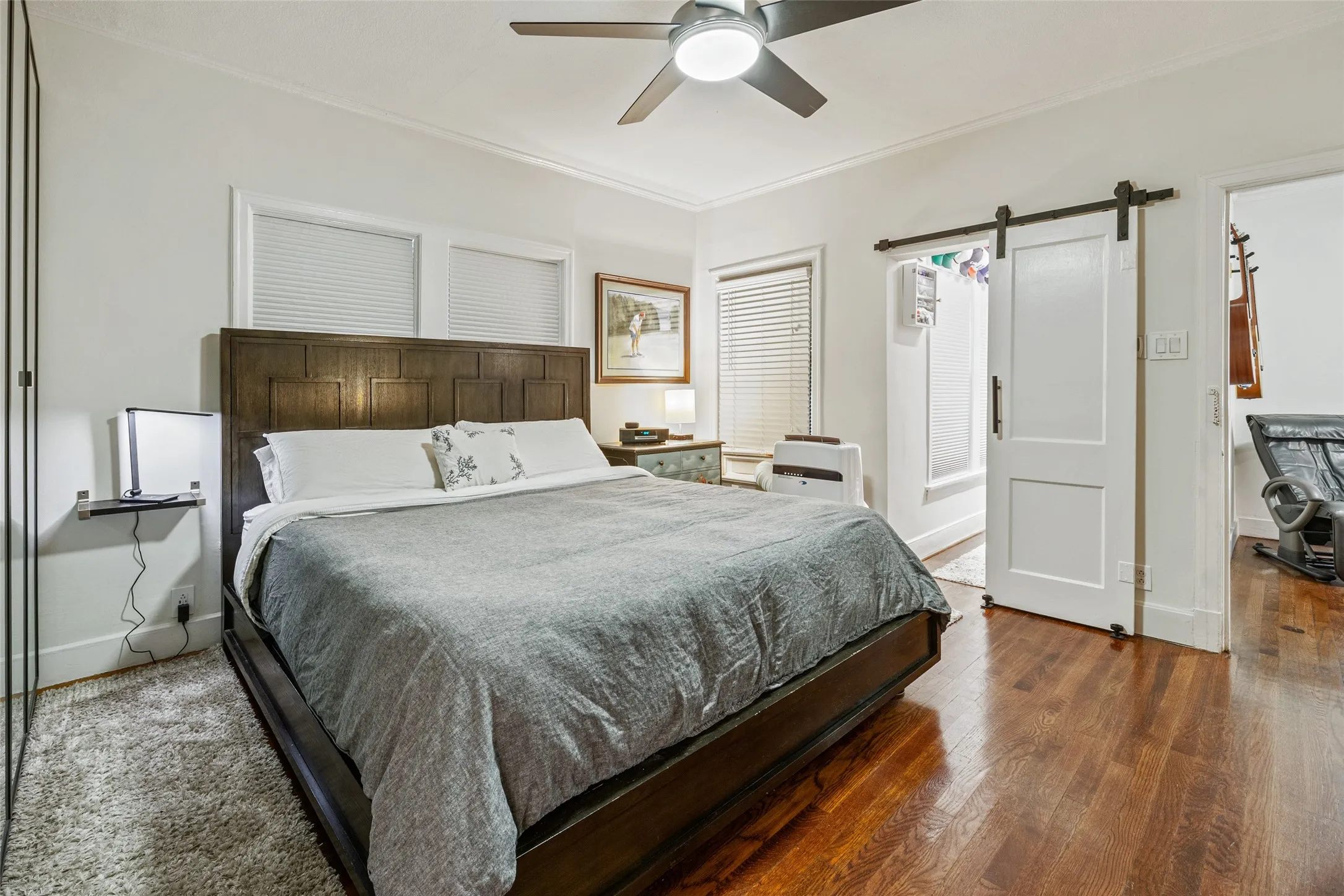 Single Family Residence For Sale in Dallas County , 5207 Mission Avenue, Dallas, Texas 75206, 2 Bedroom, 2 Bathroom, 2 Garage spaces, 1,547 Sqft, built in 1925, Price $829,000, mls#21314419, Real Estate Agent in Dallas, Homes For Sale in Dallas county, Homes For Sale in Dallas, Realtor in Dallas Texas, Real Estate Brokerage Independent Realty Texas, Luminita Cordes Realtor