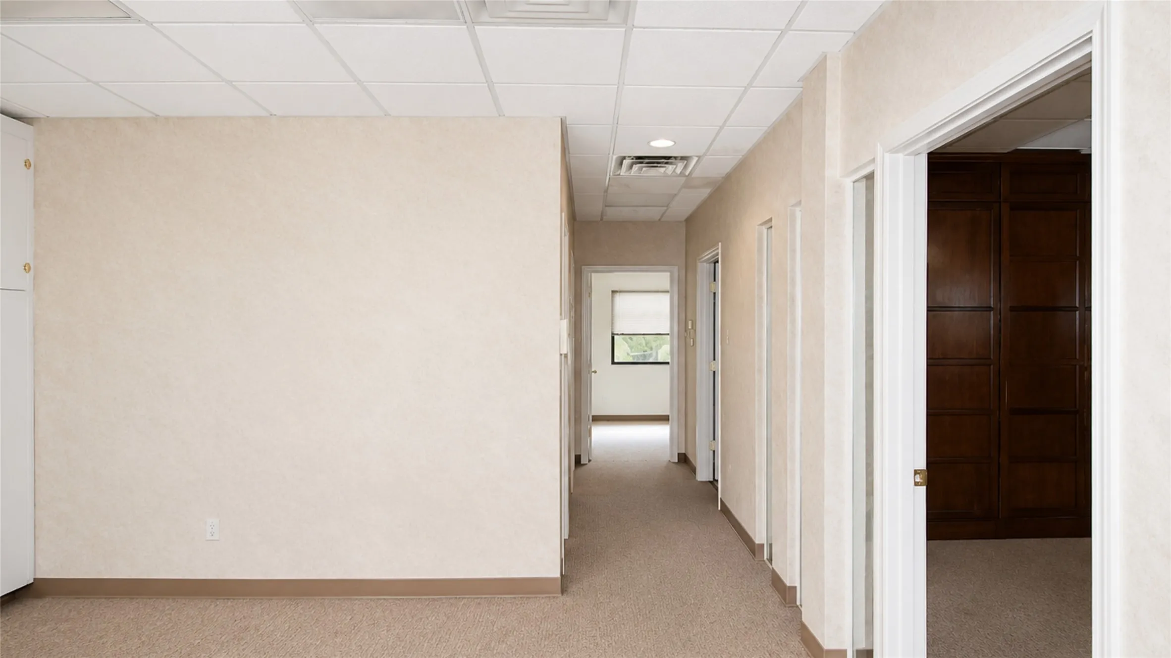 Office For Rent in Dallas County , 4821 Saturn Road, Garland, Texas 75041, 0, 0, Garage spaces, 0 Sqft, built in 1986, Price $16, mls#21319892, Real Estate Agent in Garland, Homes For Rent in Dallas county, Homes For Rent in Garland, Realtor in Garland Texas, Real Estate Brokerage Independent Realty Texas, Luminita Cordes Realtor