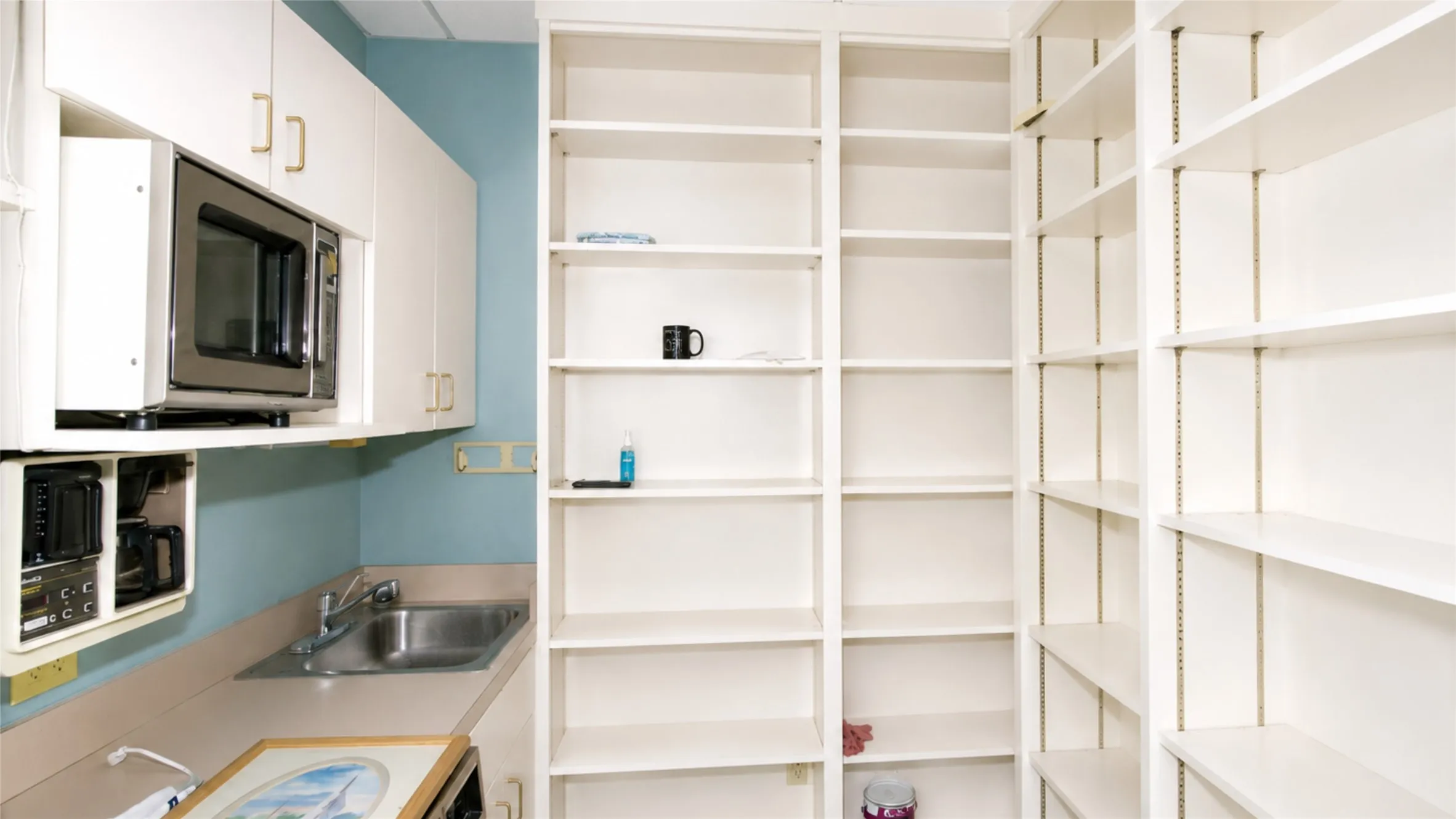 Office For Rent in Dallas County , 4821 Saturn Road, Garland, Texas 75041, 0, 0, Garage spaces, 0 Sqft, built in 1986, Price $16, mls#21319892, Real Estate Agent in Garland, Homes For Rent in Dallas county, Homes For Rent in Garland, Realtor in Garland Texas, Real Estate Brokerage Independent Realty Texas, Luminita Cordes Realtor