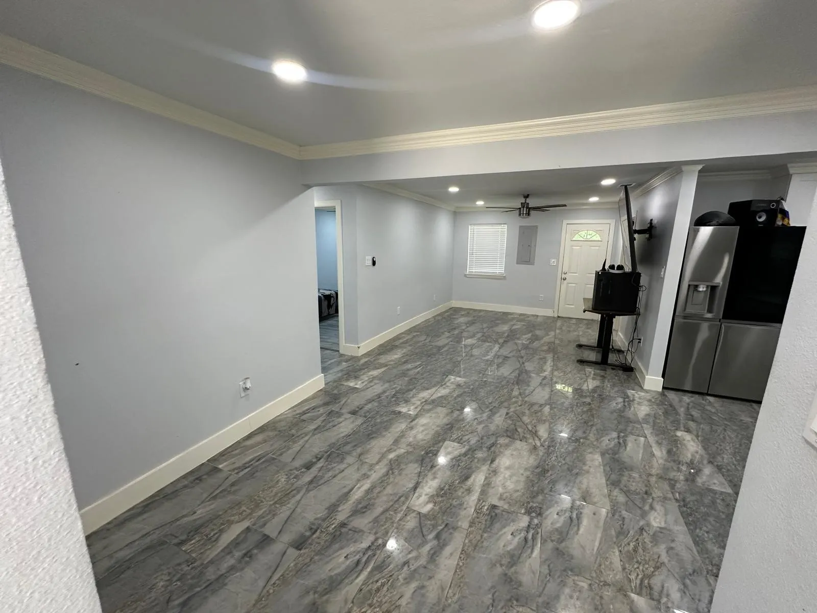 Single Family Residence For Sale in Dallas County , 400 E Shady Grove Road, Irving, Texas 75060, 3 Bedroom, 2 Bathroom, Garage spaces, 1,400 Sqft, built in 1965, mls#21320205, Real Estate Agent in Irving, Homes For Sale in Dallas county, Homes For Sale in Irving, Realtor in Irving Texas, Real Estate Brokerage Independent Realty Texas, Luminita Cordes Realtor