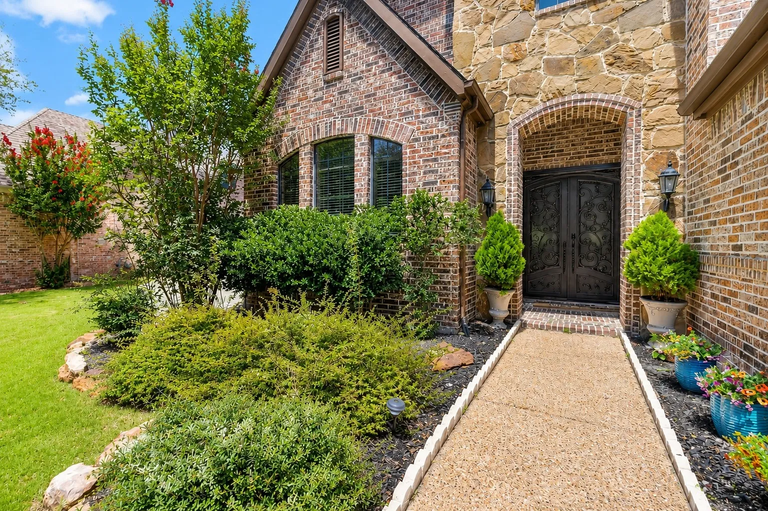 Single Family Residence For Sale in Collin County , 11058 Wellshire Lane, Frisco, Texas 75035, 5 Bedroom, 4 Bathroom, Garage spaces, 4,616 Sqft, built in 2007, mls#21317811, Real Estate Agent in Frisco, Homes For Sale in Collin county, Homes For Sale in Frisco, Realtor in Frisco Texas, Real Estate Brokerage Independent Realty Texas, Luminita Cordes Realtor