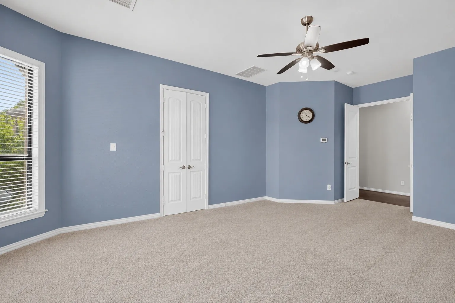 Single Family Residence For Sale in Collin County , 11058 Wellshire Lane, Frisco, Texas 75035, 5 Bedroom, 4 Bathroom, Garage spaces, 4,616 Sqft, built in 2007, mls#21317811, Real Estate Agent in Frisco, Homes For Sale in Collin county, Homes For Sale in Frisco, Realtor in Frisco Texas, Real Estate Brokerage Independent Realty Texas, Luminita Cordes Realtor