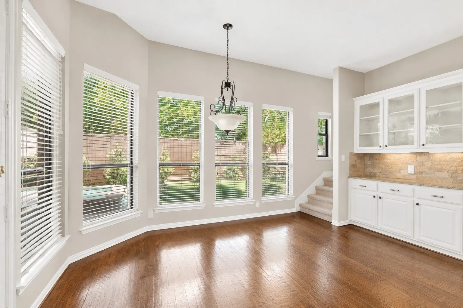 Single Family Residence For Sale in Collin County , 11058 Wellshire Lane, Frisco, Texas 75035, 5 Bedroom, 4 Bathroom, Garage spaces, 4,616 Sqft, built in 2007, mls#21317811, Real Estate Agent in Frisco, Homes For Sale in Collin county, Homes For Sale in Frisco, Realtor in Frisco Texas, Real Estate Brokerage Independent Realty Texas, Luminita Cordes Realtor