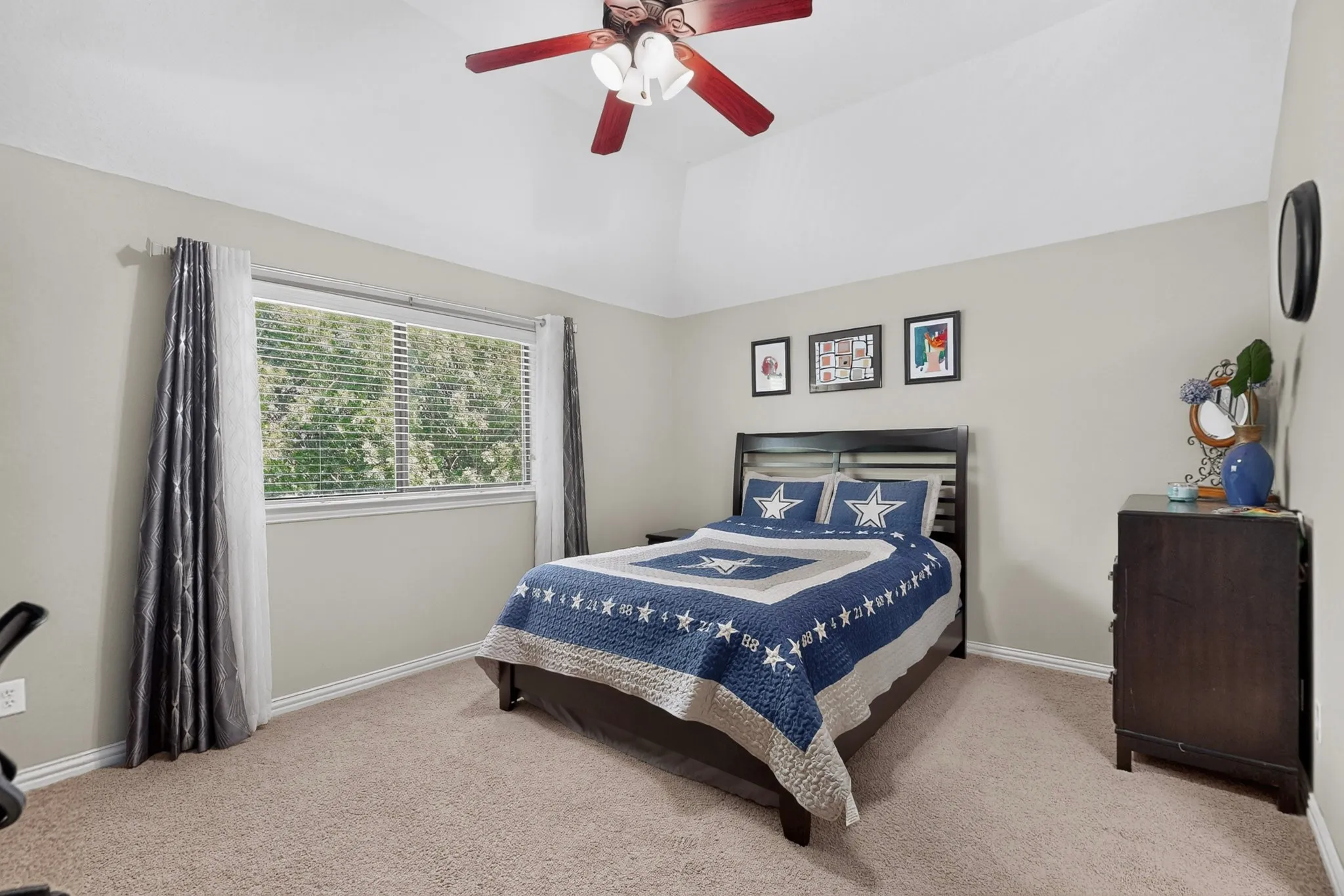 Single Family Residence For Sale in Collin County , 11058 Wellshire Lane, Frisco, Texas 75035, 5 Bedroom, 4 Bathroom, Garage spaces, 4,616 Sqft, built in 2007, mls#21317811, Real Estate Agent in Frisco, Homes For Sale in Collin county, Homes For Sale in Frisco, Realtor in Frisco Texas, Real Estate Brokerage Independent Realty Texas, Luminita Cordes Realtor