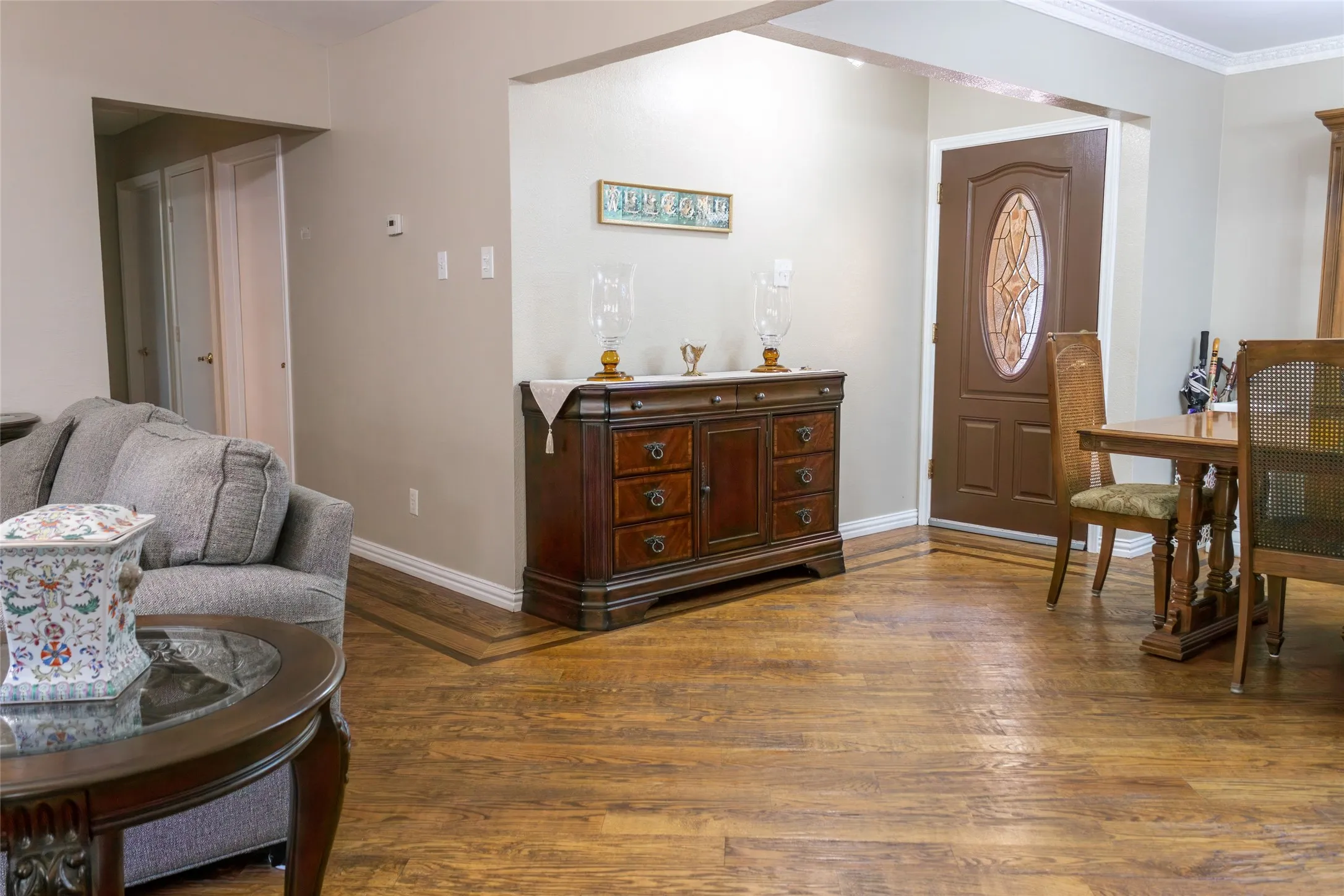 Single Family Residence For Sale in Dallas County , 315 Dow Ross Boulevard, Duncanville, Texas 75116, 3 Bedroom, 2 Bathroom, 2 Garage spaces, 1,538 Sqft, built in 1981, mls#21320216, Real Estate Agent in Duncanville, Homes For Sale in Dallas county, Homes For Sale in Duncanville, Realtor in Duncanville Texas, Real Estate Brokerage Independent Realty Texas, Luminita Cordes Realtor