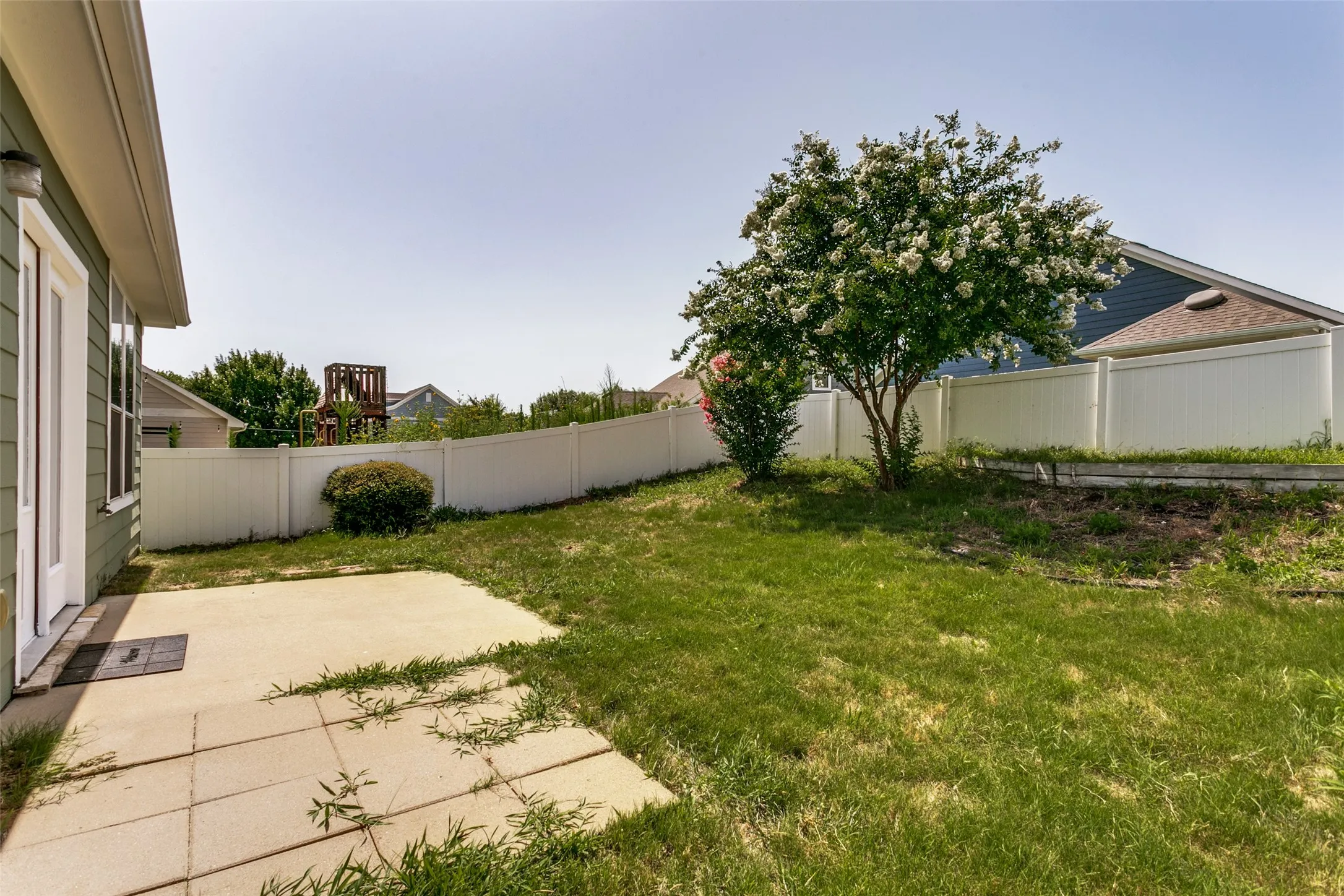 Single Family Residence For Sale in Denton County , 9128 Greene Drive, Providence Village, Texas 76227, 3 Bedroom, 2 Bathroom, 2 Garage spaces, 1,449 Sqft, built in 2009, mls#21319079, Real Estate Agent in Providence Village, Homes For Sale in Denton county, Homes For Sale in Providence Village, Realtor in Providence Village Texas, Real Estate Brokerage Independent Realty Texas, Luminita Cordes Realtor