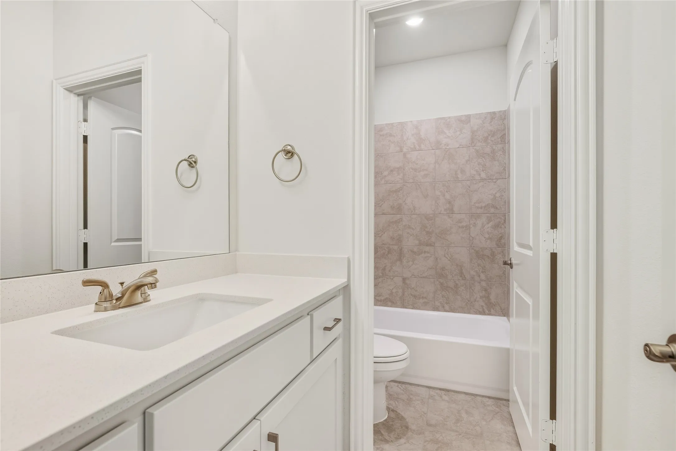 Single Family Residence For Sale in Rockwall County , 276 Bassett Hall Road, Fate, Texas 75189, 5 Bedroom, 3 Bathroom, 2 Garage spaces, 2,597 Sqft, built in 2026, mls#21320220, Real Estate Agent in Fate, Homes For Sale in Rockwall county, Homes For Sale in Fate, Realtor in Fate Texas, Real Estate Brokerage Independent Realty Texas, Luminita Cordes Realtor